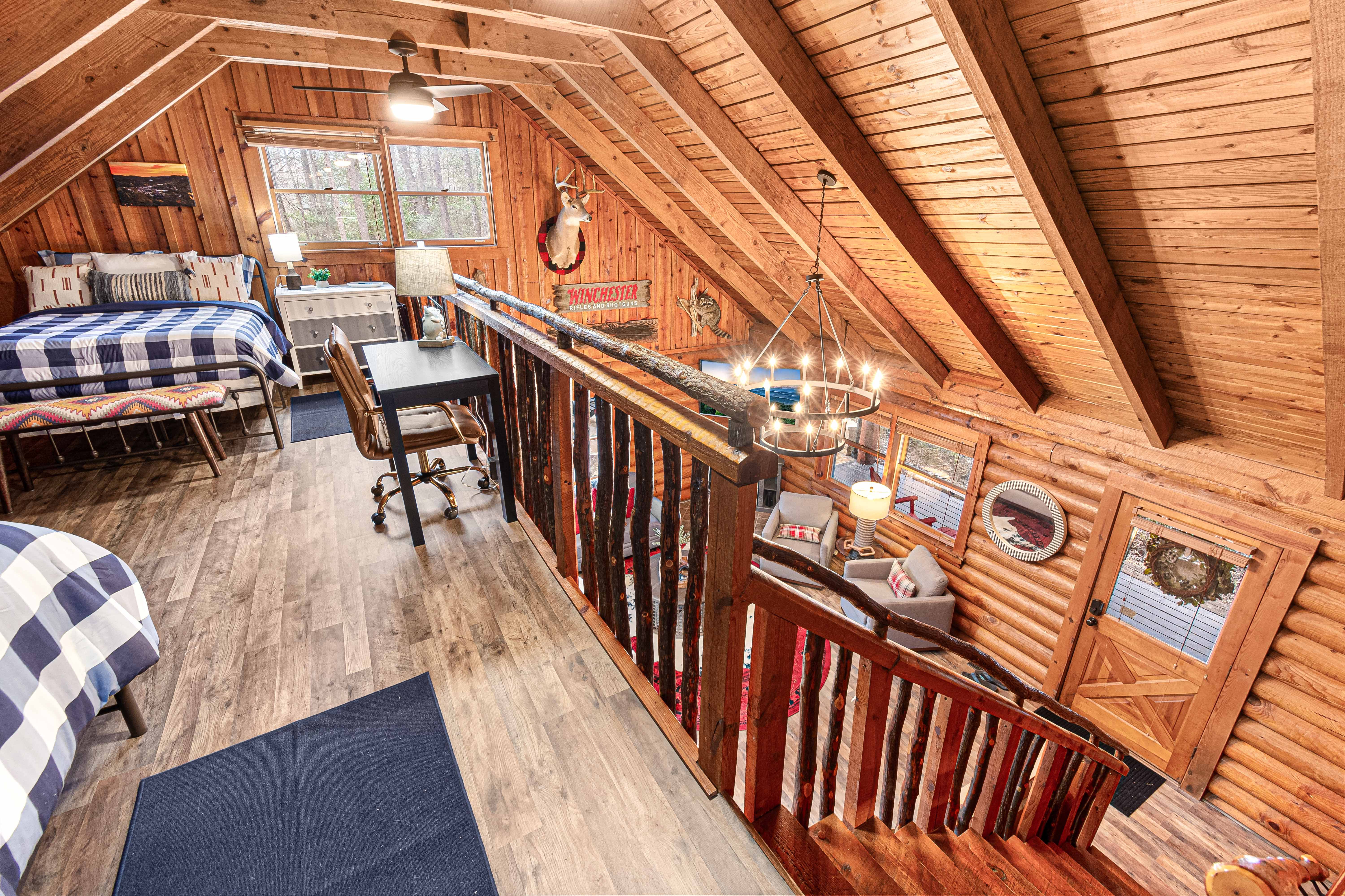 Gatlinburg, Tennessee, 37738, United States, 3 Bedrooms Bedrooms, ,4 BathroomsBathrooms,Residential,For Sale,1977450