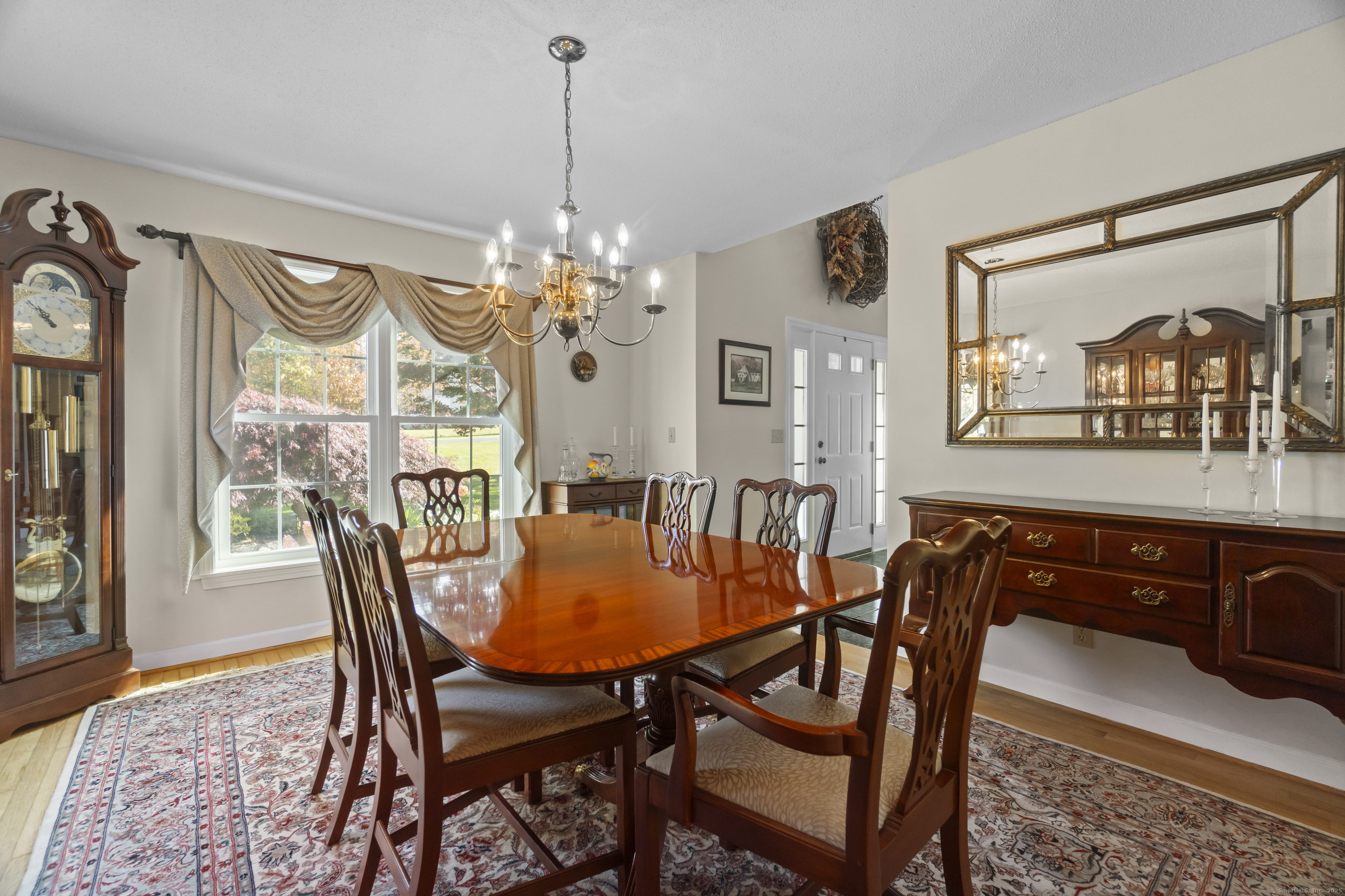 Salem, Connecticut, 06420, United States, 4 Bedrooms Bedrooms, ,3 BathroomsBathrooms,Residential,For Sale,1986048