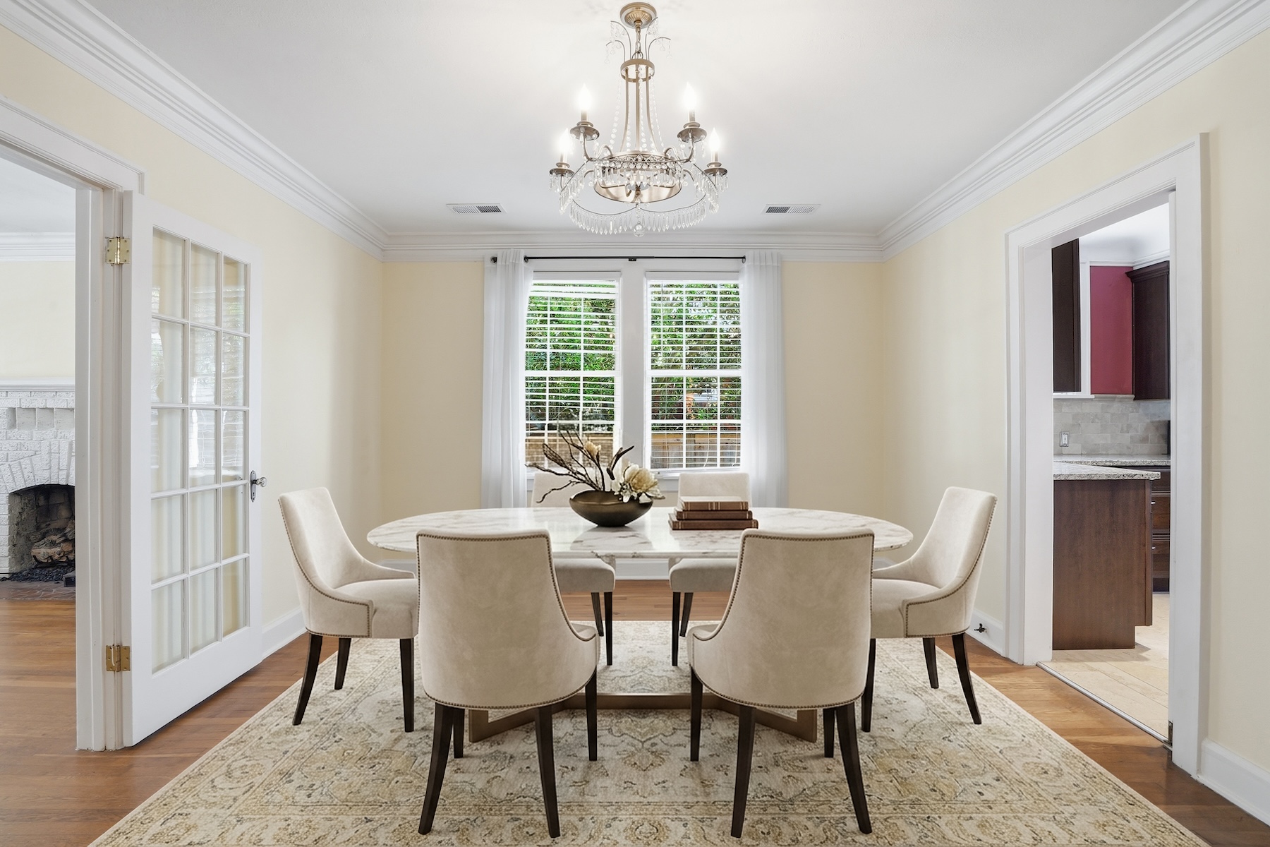  Charming Brick Bungalow in Ardsley Park with Modern Updates - 物件實景