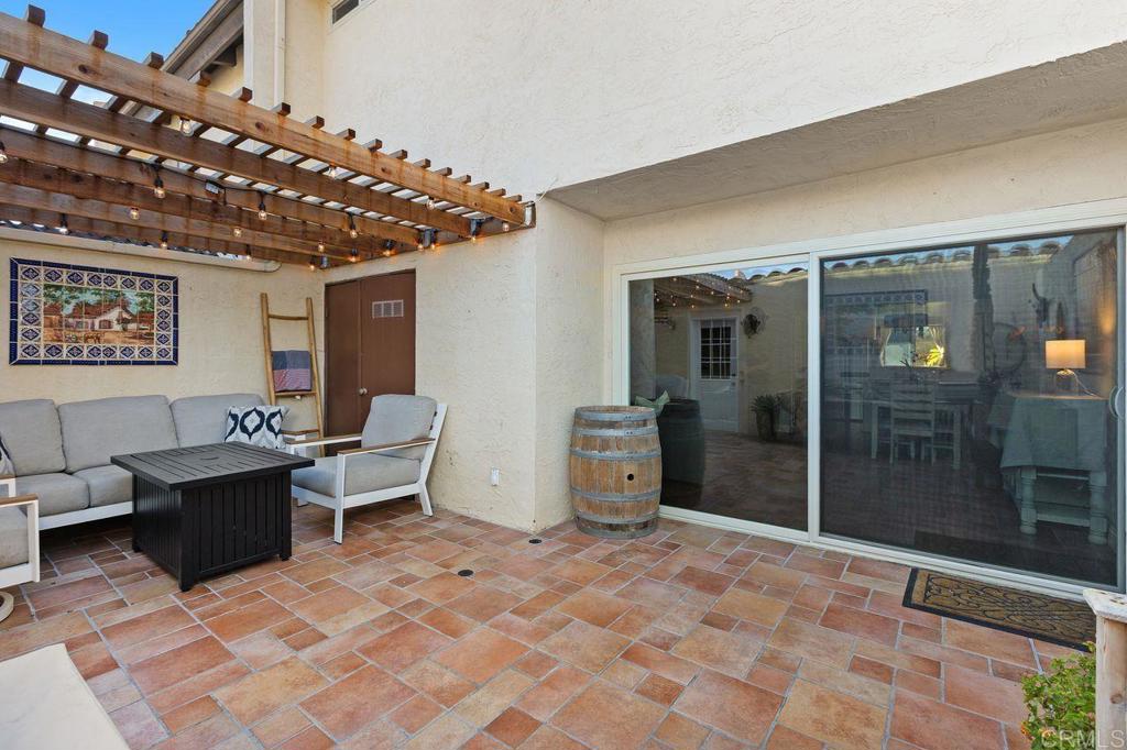 Vista, California, 92084, United States, 2 Bedrooms Bedrooms, ,3 BathroomsBathrooms,Residential,For Sale,1987849