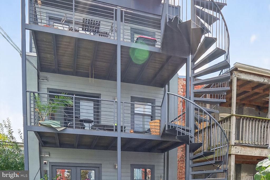 Washington, District of Columbia, 20010, United States, 2 Bedrooms Bedrooms, ,2 BathroomsBathrooms,Residential,For Sale,1975364