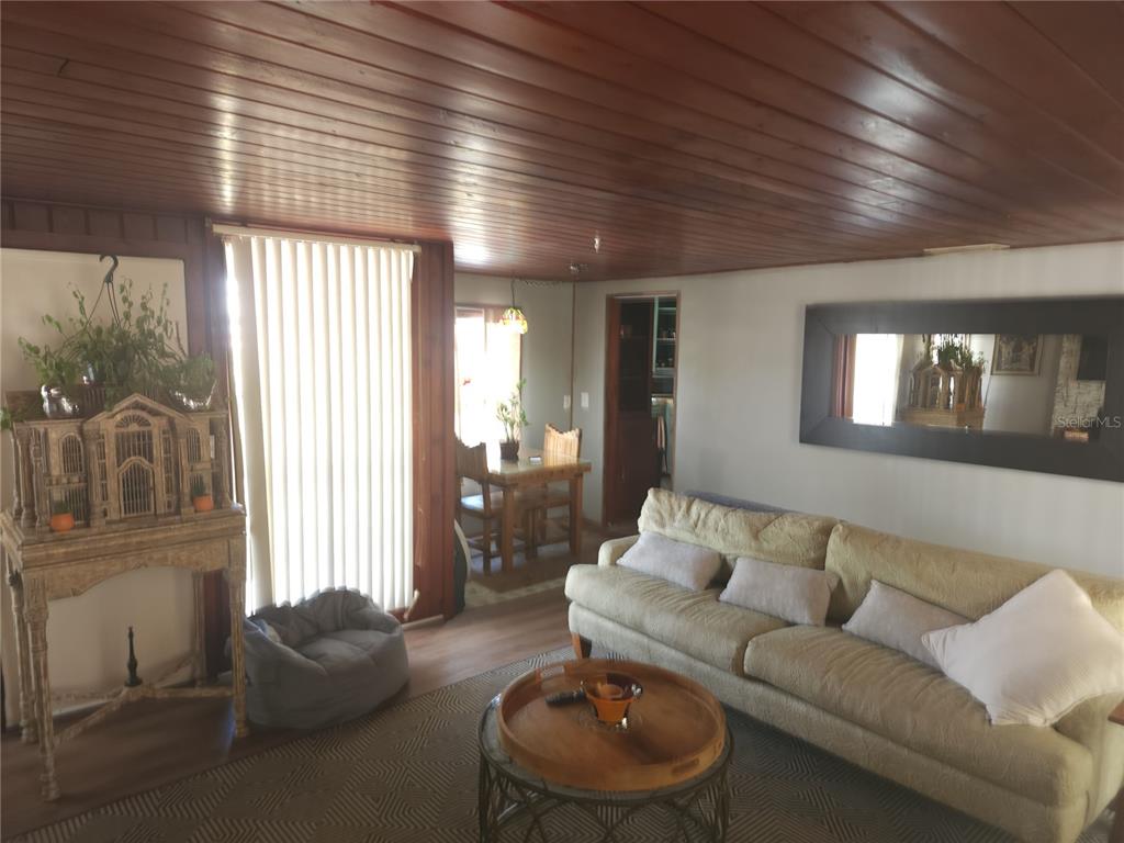 Tampa, Florida, 33609, United States, 3 Bedrooms Bedrooms, ,2 BathroomsBathrooms,Residential,For Sale,1804497