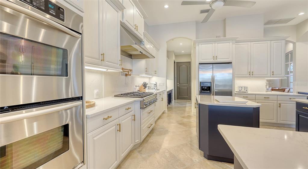 Lakewood Ranch, Florida, 34202, United States, 4 Bedrooms Bedrooms, ,5 BathroomsBathrooms,Residential,For Sale,1795328