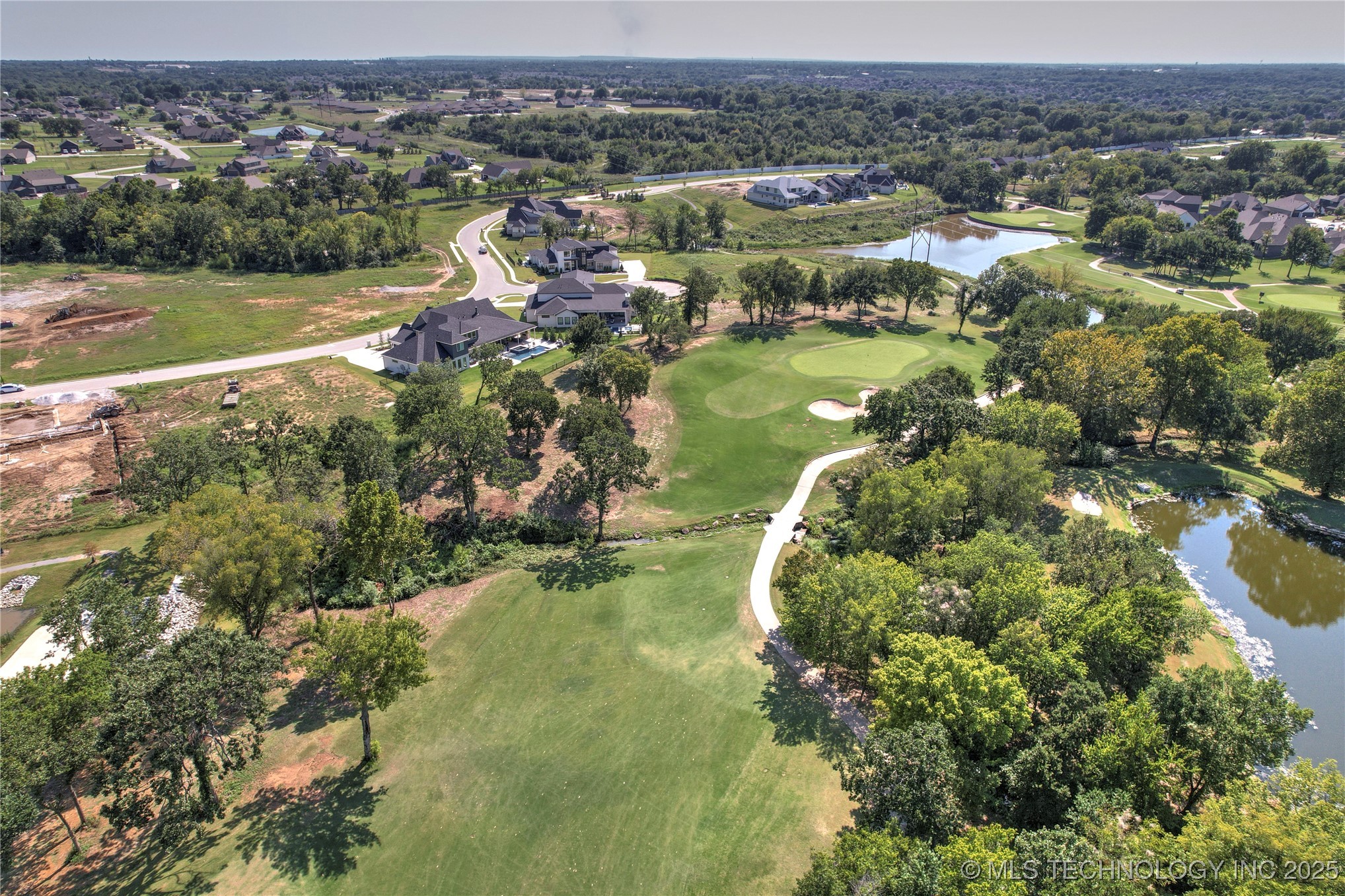 Broken Arrow, Oklahoma, 74014, United States, 3 Bedrooms Bedrooms, ,2 BathroomsBathrooms,Residential,For Sale,1940073