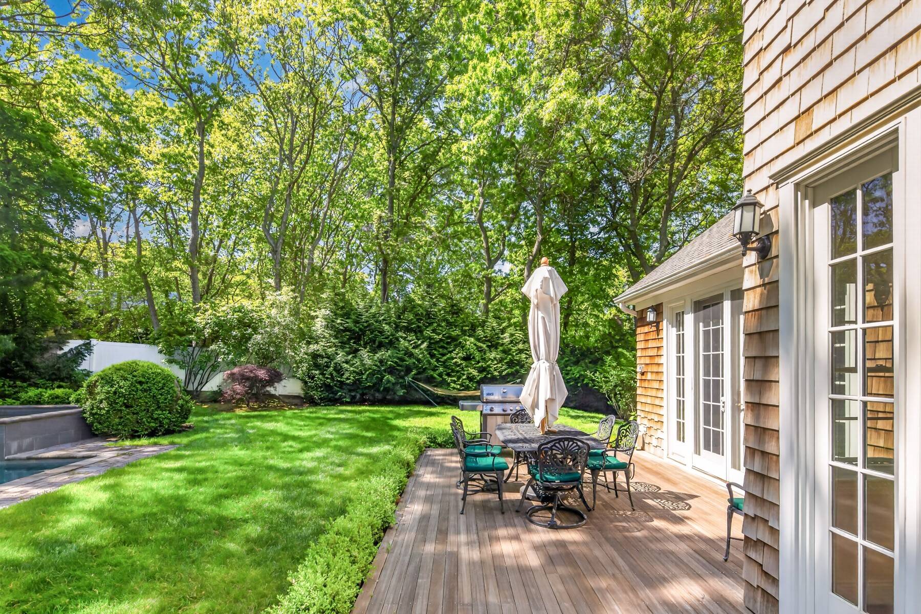 Sag Harbor Village Traditional Minutes to Town and Haven