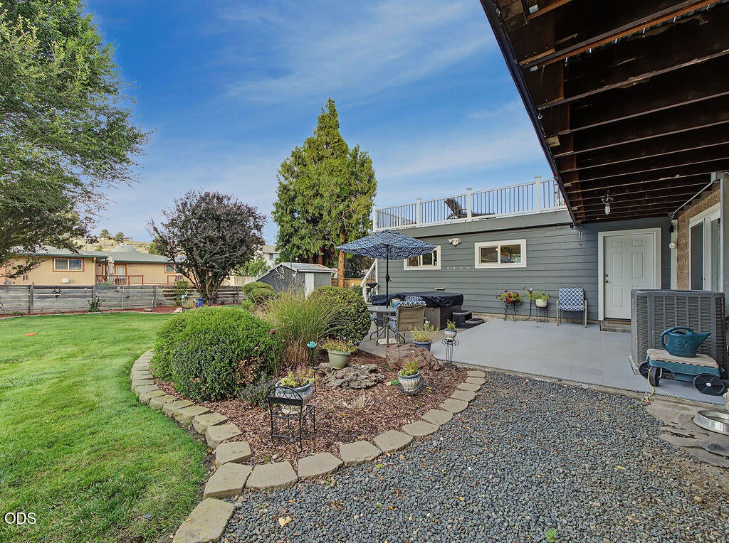 Redwood Dr, Klamath Falls, OR 97601 #1