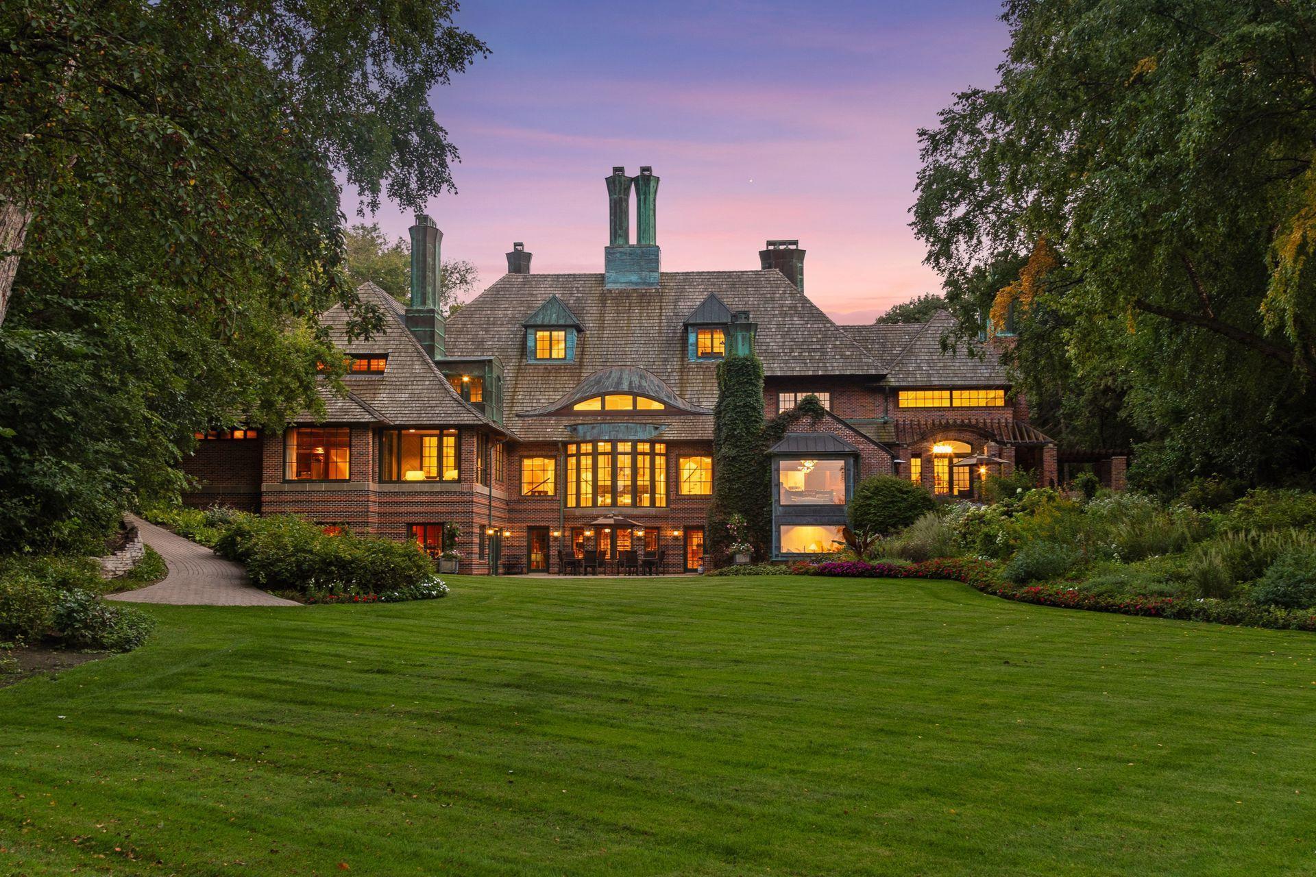 Woodland, Minnesota, 55391, United States, 6 Bedrooms Bedrooms, ,8 BathroomsBathrooms,Residential,For Sale,1875713