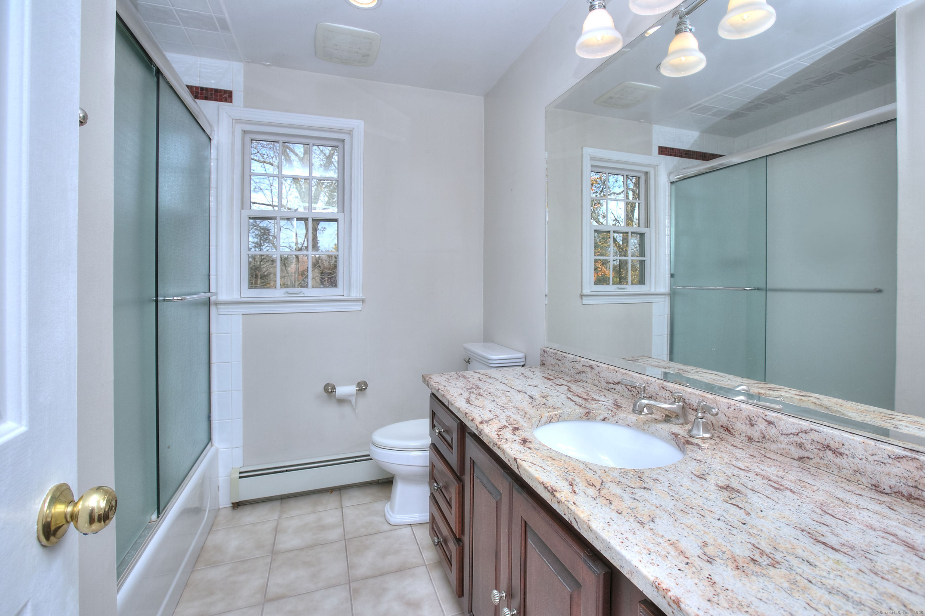 Westport, Connecticut, 06880, United States, 4 Bedrooms Bedrooms, ,3 BathroomsBathrooms,Residential,For Sale,1987489