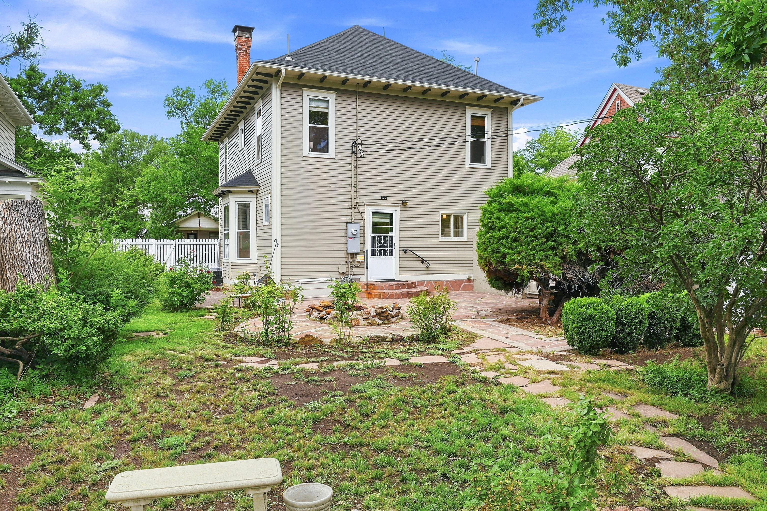  Historic Old North End Home on Nearly a Quarter Acre - 物件實景
