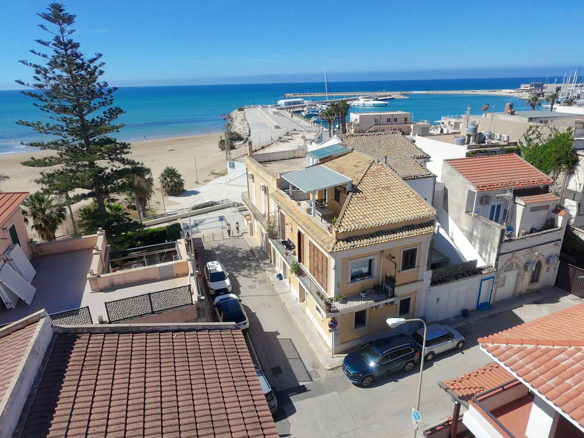 Ragusa, Ragusa, 97100, IT, 3 Bedrooms Bedrooms, ,3 BathroomsBathrooms,Residential,For Sale,1829533