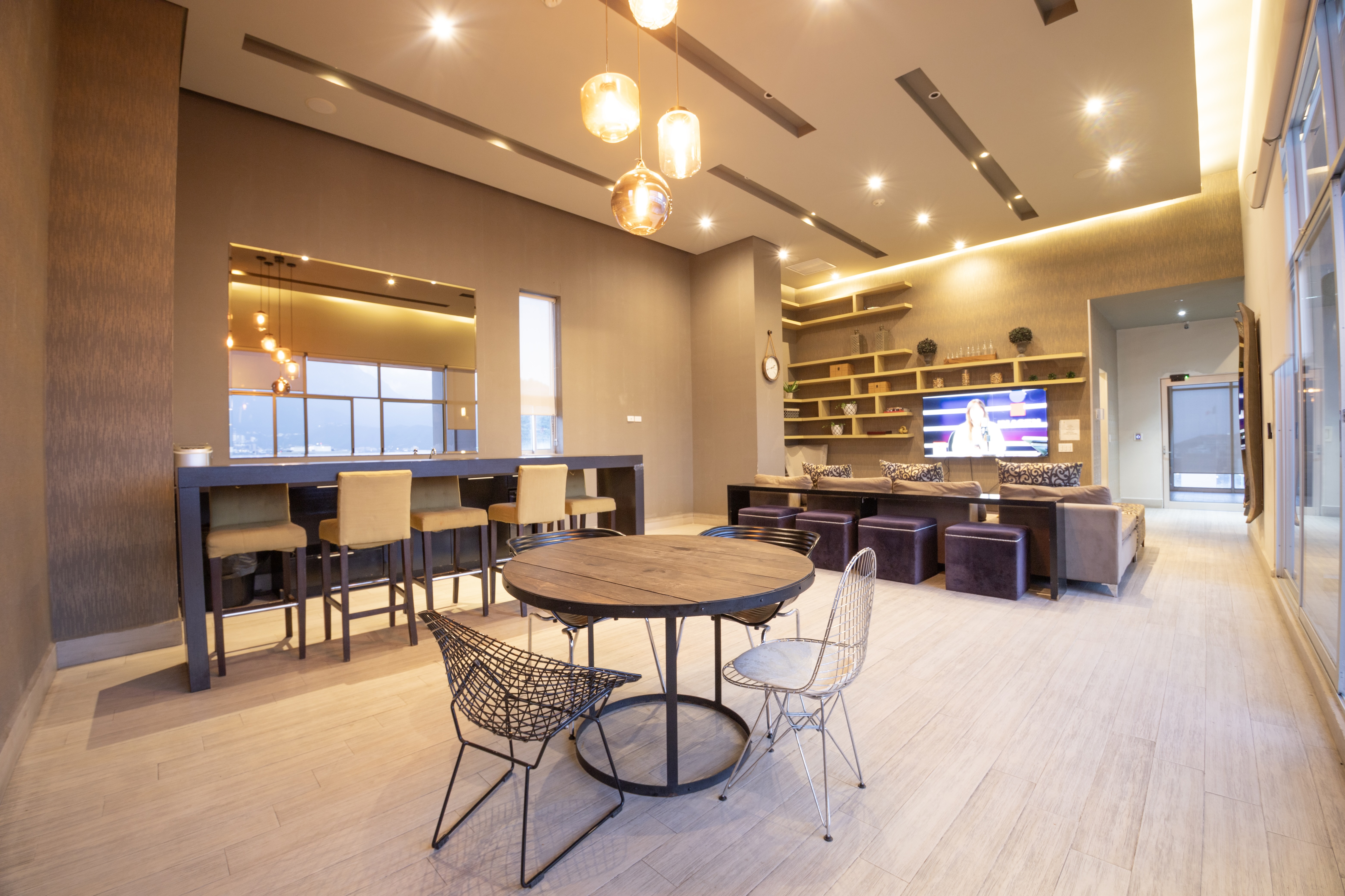  Spacious Terrace Apartment with Mountain Views - 物件實景