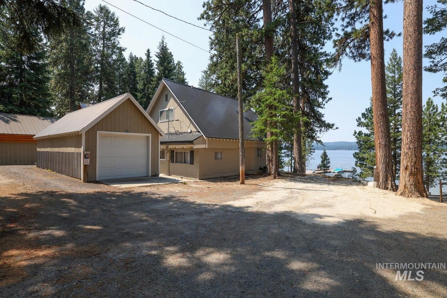 McCall, Idaho, 83638, United States, 4 Bedrooms Bedrooms, ,2 BathroomsBathrooms,Residential,For Sale,1982729
