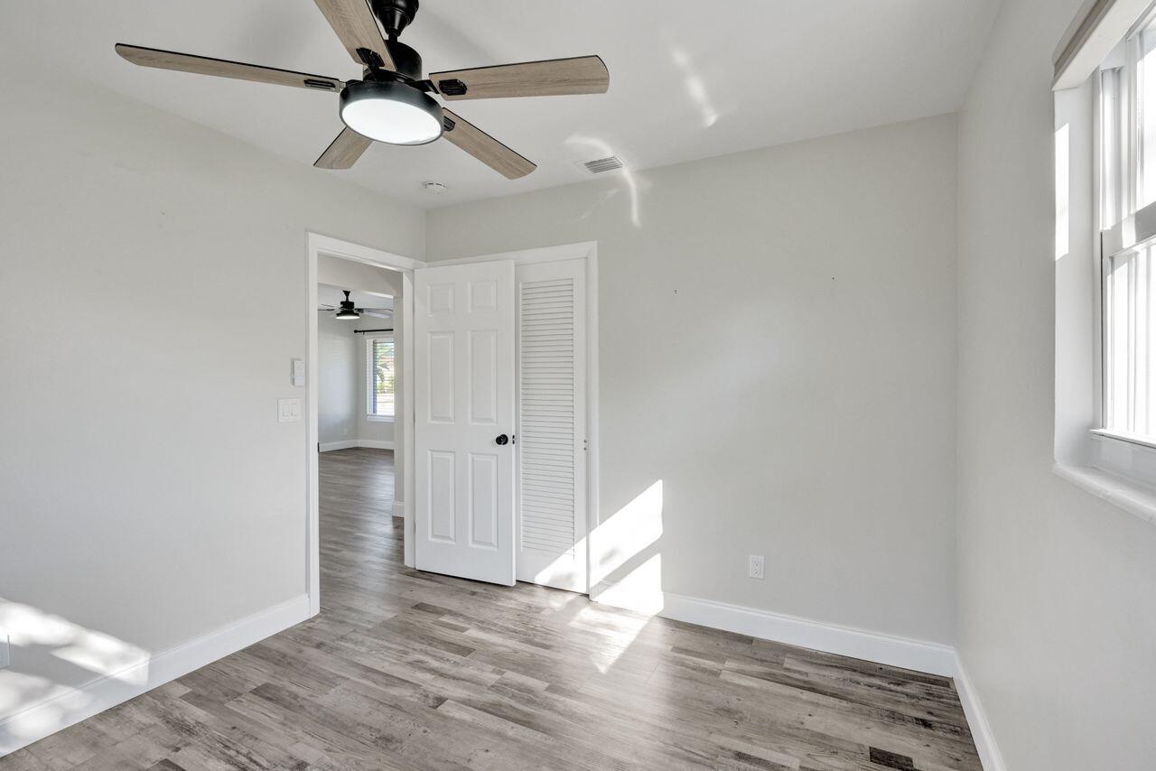 Lake Worth Beach, Florida, 33460, United States, 3 Bedrooms Bedrooms, ,2 BathroomsBathrooms,Residential,For Sale,1992911