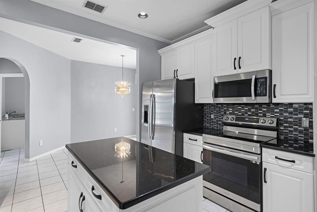 Apopka, Florida, 32712, United States, 5 Bedrooms Bedrooms, ,5 BathroomsBathrooms,Residential,For Sale,1806411