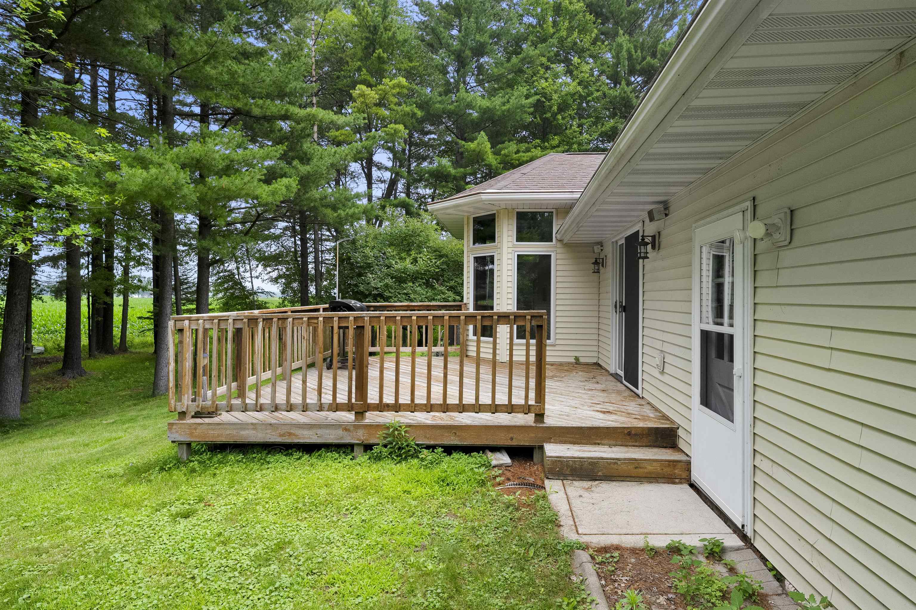 SUAMICO, Wisconsin, 54173, United States, 3 Bedrooms Bedrooms, ,4 BathroomsBathrooms,Residential,For Sale,1911099