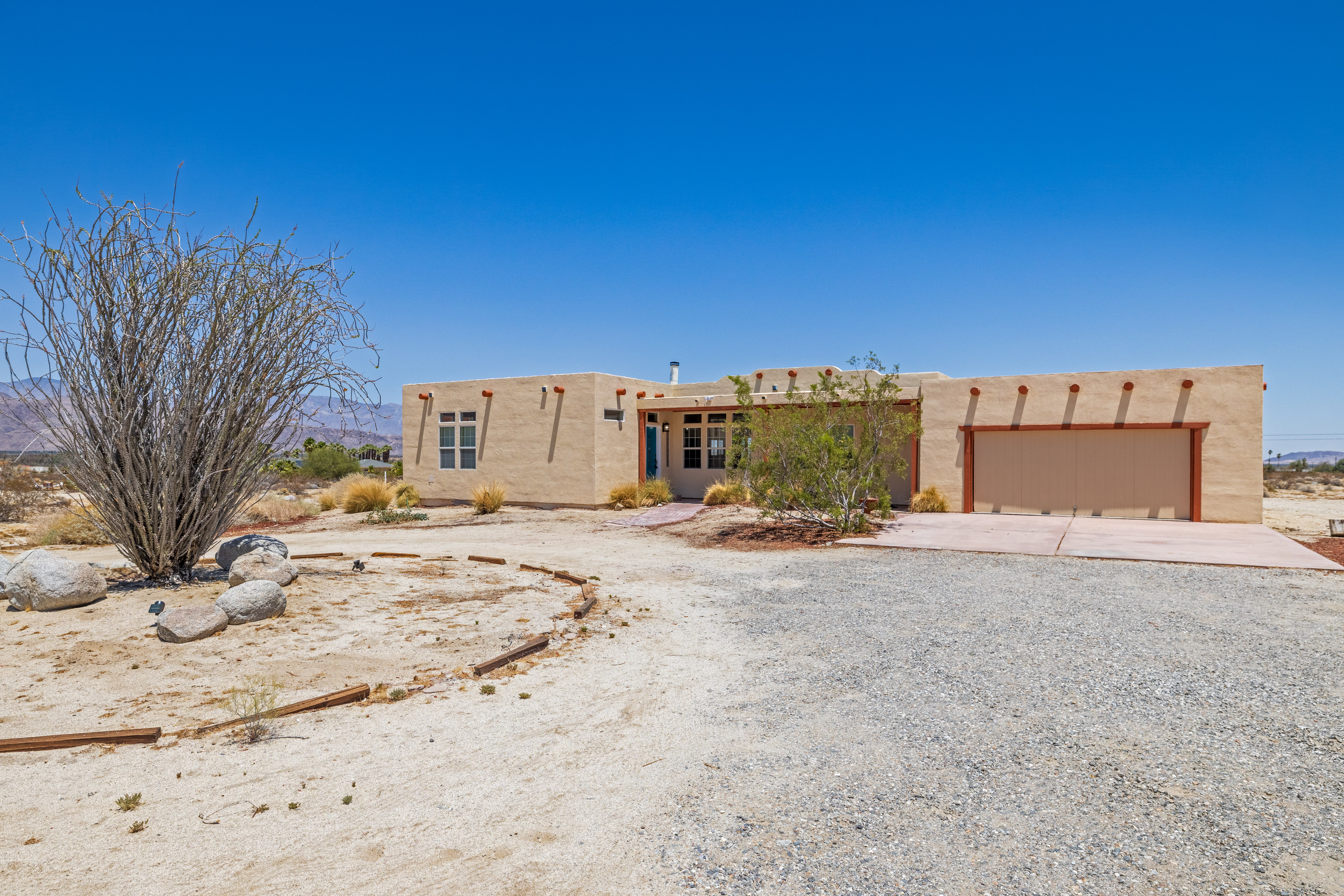 Borrego Springs, California, 92004, United States, 4 Bedrooms Bedrooms, ,3 BathroomsBathrooms,Residential,For Sale,1883012