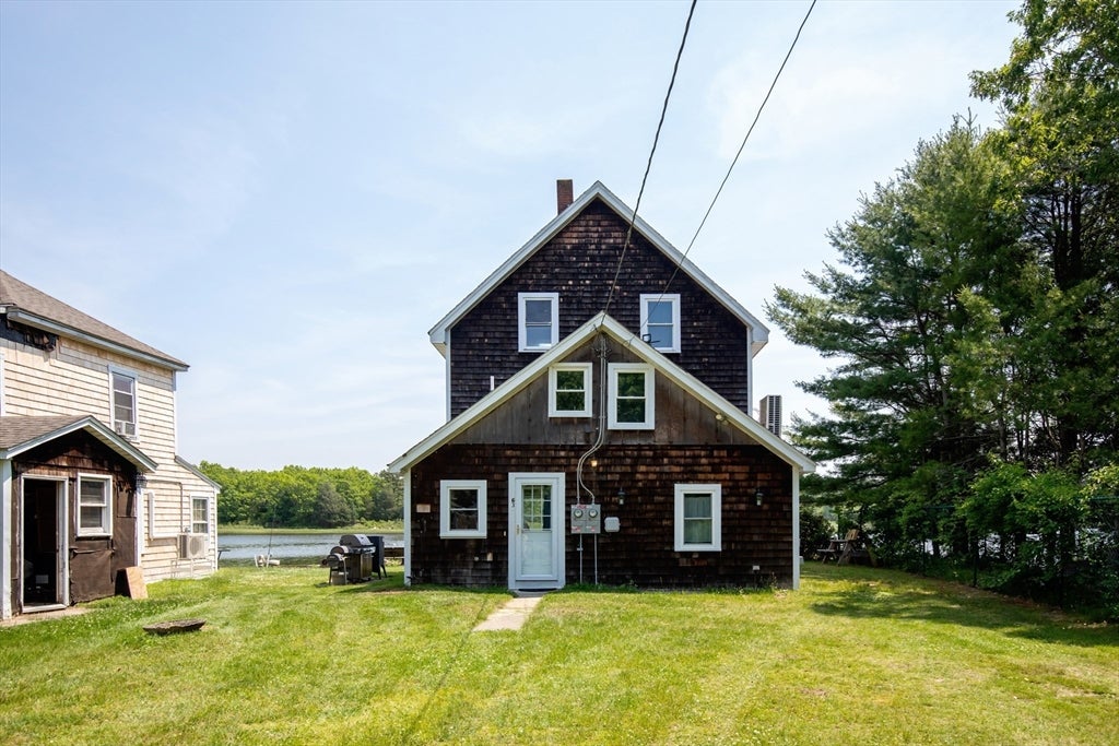 Marion, Massachusetts, 02738, United States, 4 Bedrooms Bedrooms, ,2 BathroomsBathrooms,Residential,For Sale,1851346