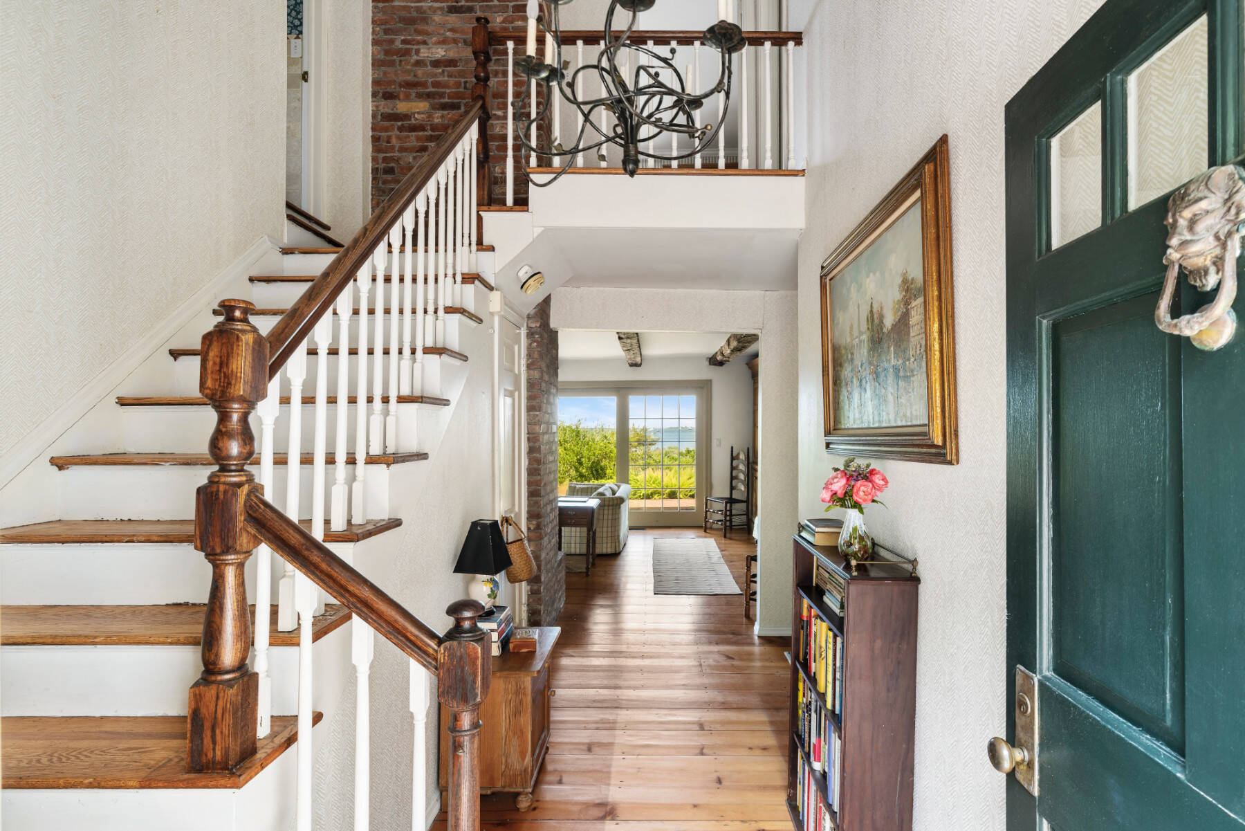  Sunrise to Sunset Views at this New Heavenly Waterfront Home - 物件實景