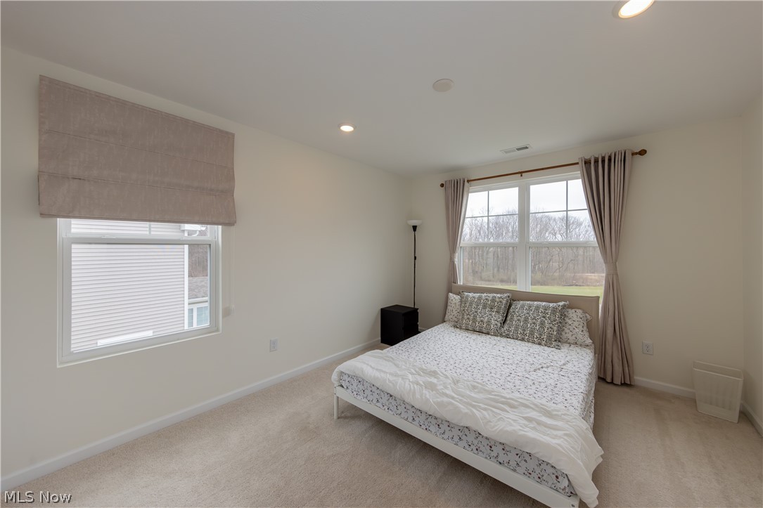 Aurora, Ohio, 44202, United States, 3 Bedrooms Bedrooms, ,3 BathroomsBathrooms,Residential,For Sale,2030773