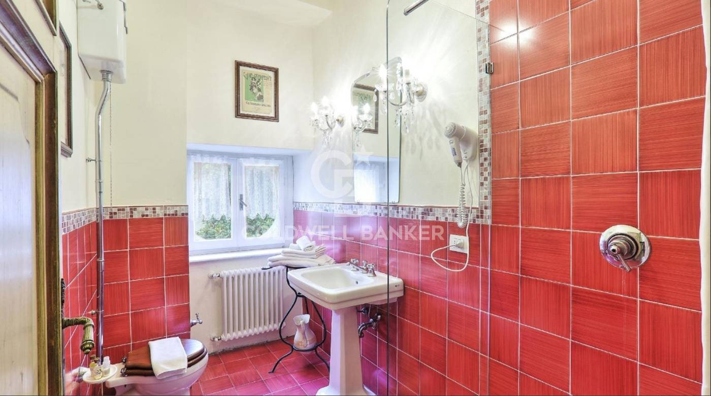 via melaio, Camaiore, Lucca, 55041, IT, 9 Bedrooms Bedrooms, ,9 BathroomsBathrooms,Residential,For Sale,via melaio,1675082