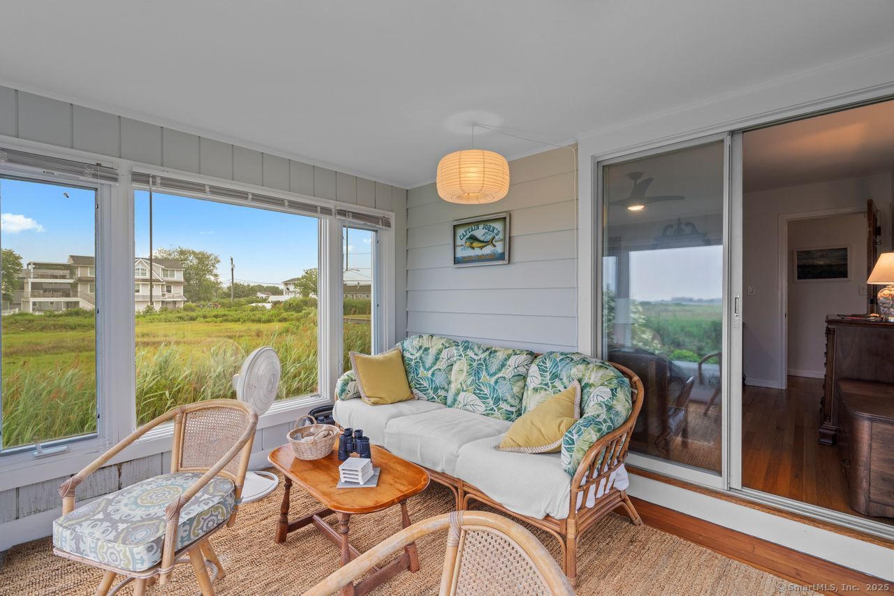 Guilford, Connecticut, 06437, United States, 3 Bedrooms Bedrooms, ,2 BathroomsBathrooms,Residential,For Sale,1906162
