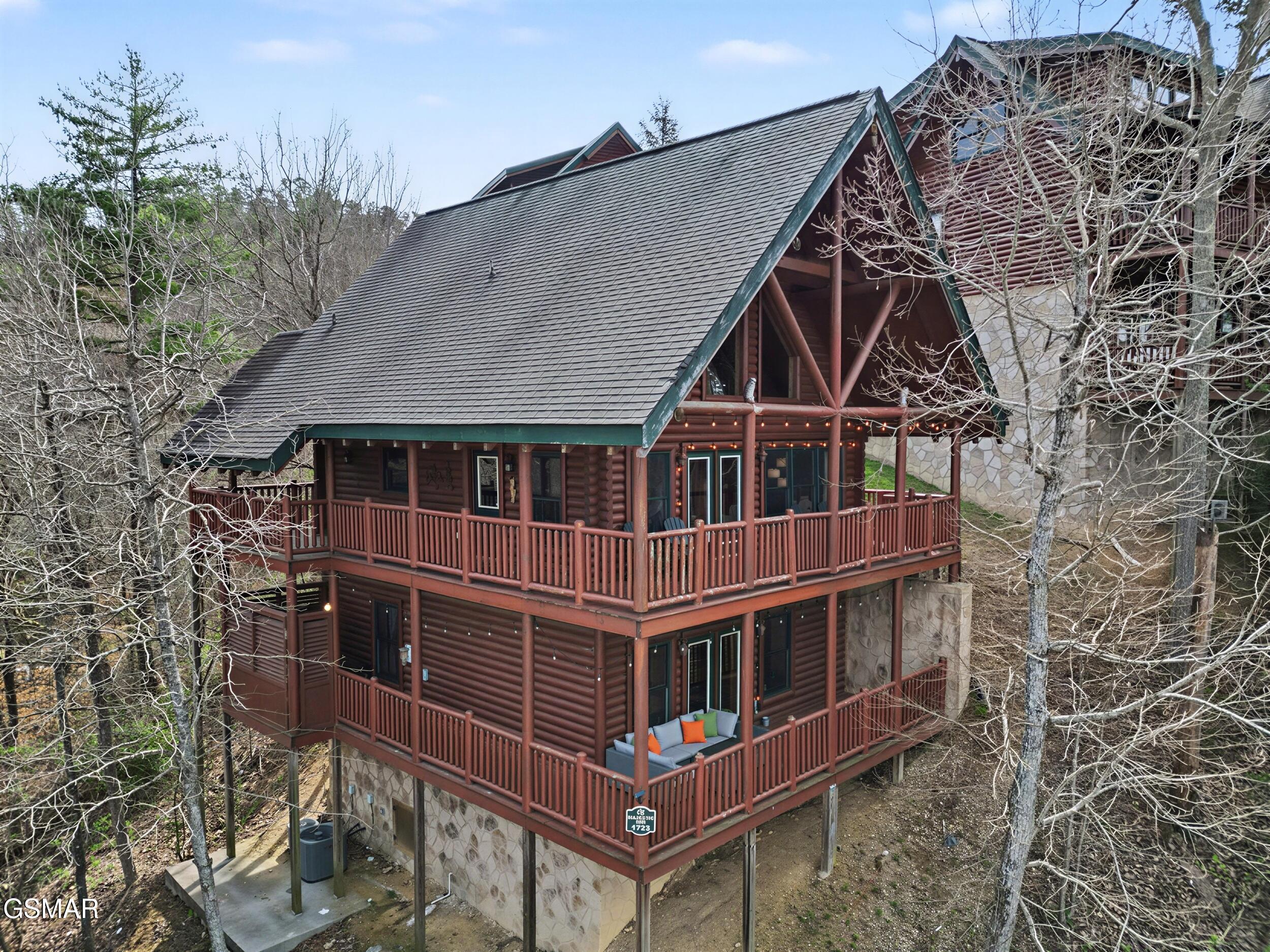 Sevierville, Tennessee, 37862, United States, 4 Bedrooms Bedrooms, ,3 BathroomsBathrooms,Residential,For Sale,2028418