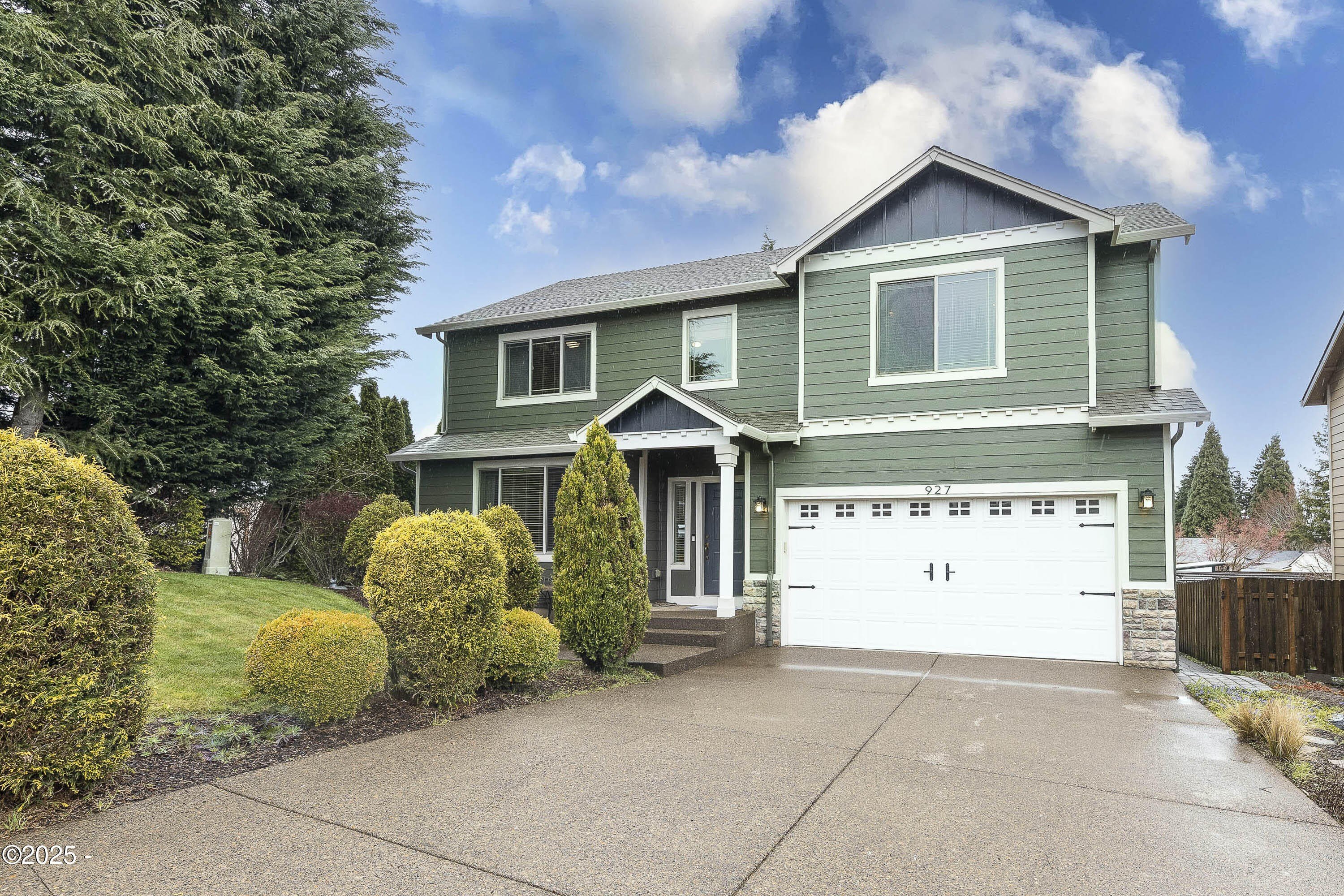 Salem, Oregon, 97306, United States, 4 Bedrooms Bedrooms, ,3 BathroomsBathrooms,Residential,For Sale,1739114