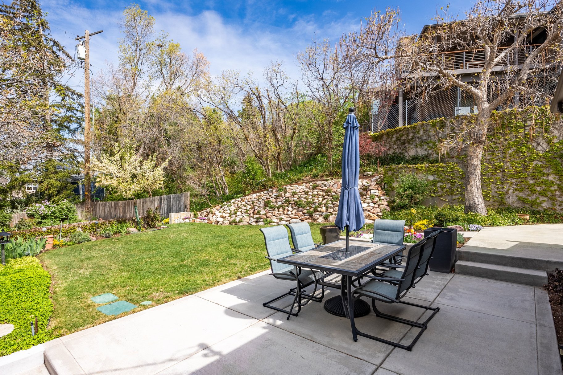  Stunning Remodeled Rambler - 物件實景