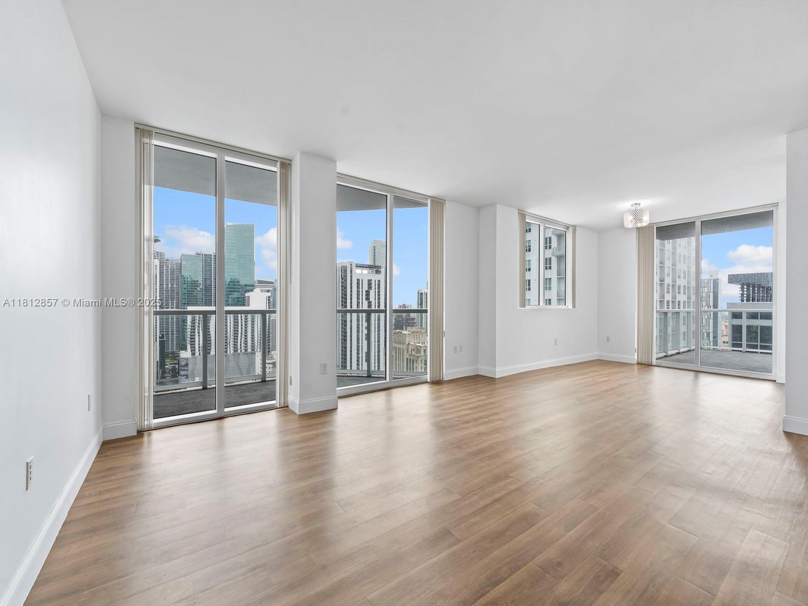 Miami, Florida, 33132, United States, 2 Bedrooms Bedrooms, ,2 BathroomsBathrooms,Residential,For Sale,1838941