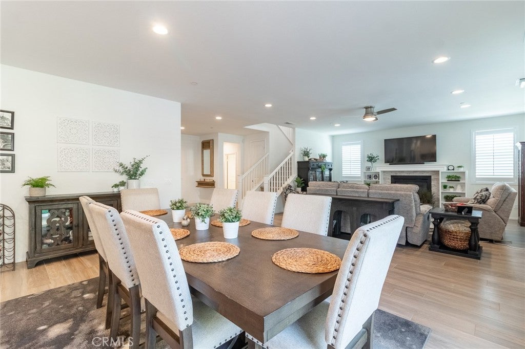 Redlands, California, 92374, United States, 5 Bedrooms Bedrooms, ,4 BathroomsBathrooms,Residential,For Sale,1974798