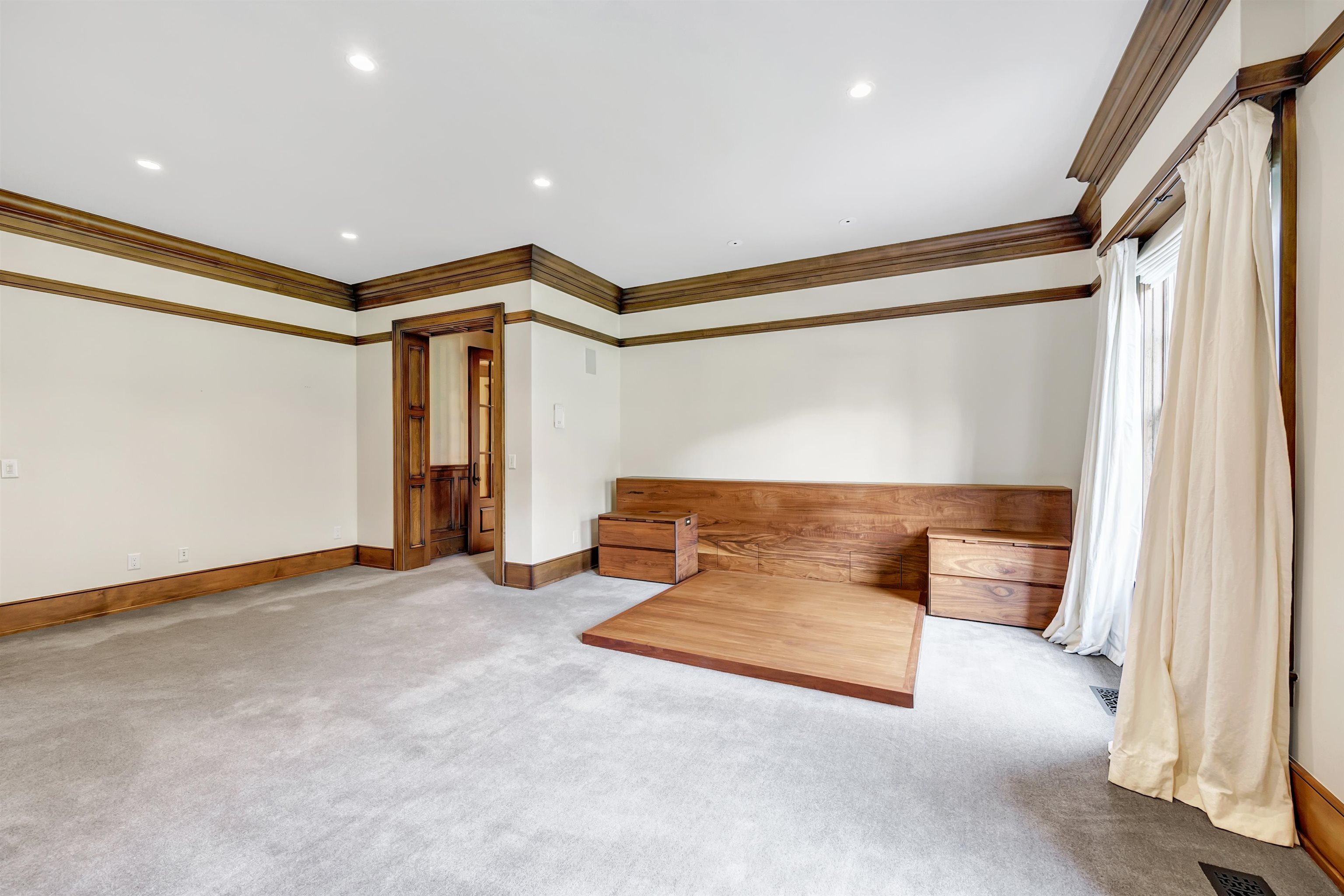 HOBART, Wisconsin, 54155, United States, 4 Bedrooms Bedrooms, ,7 BathroomsBathrooms,Residential,For Sale,1991559