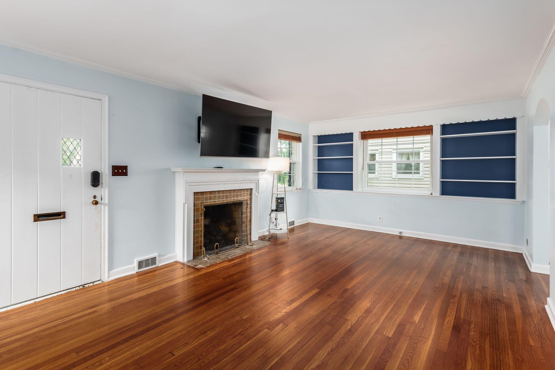Bexley, Ohio, 43209, United States, 3 Bedrooms Bedrooms, ,2 BathroomsBathrooms,Residential,For Sale,1927021