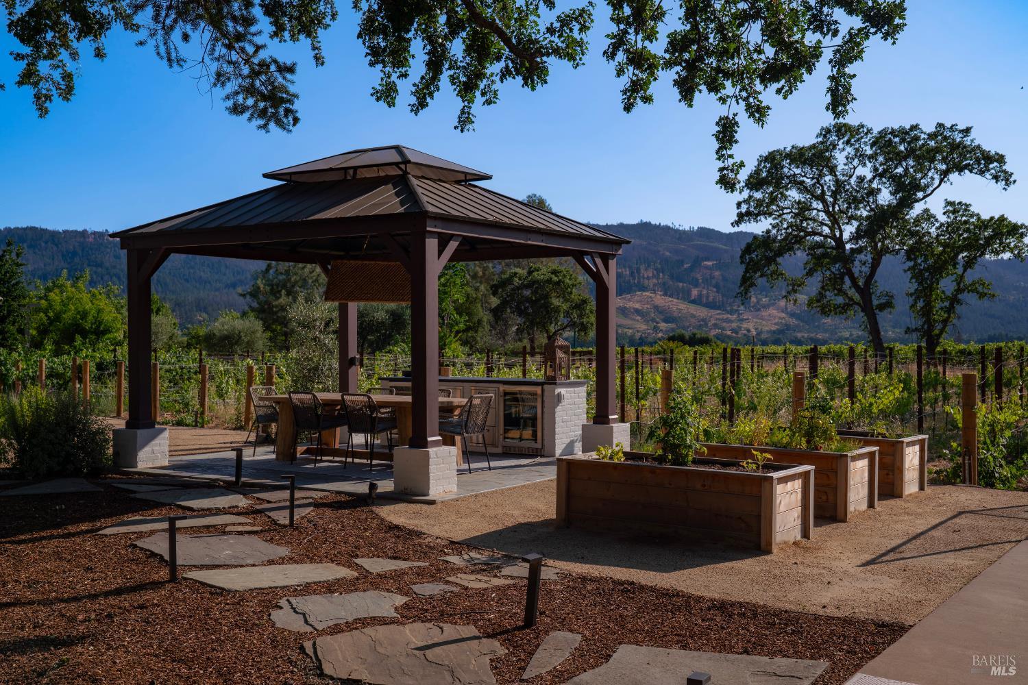 Calistoga, California, 94515, United States, 4 Bedrooms Bedrooms, ,5 BathroomsBathrooms,Residential,For Sale,1882697