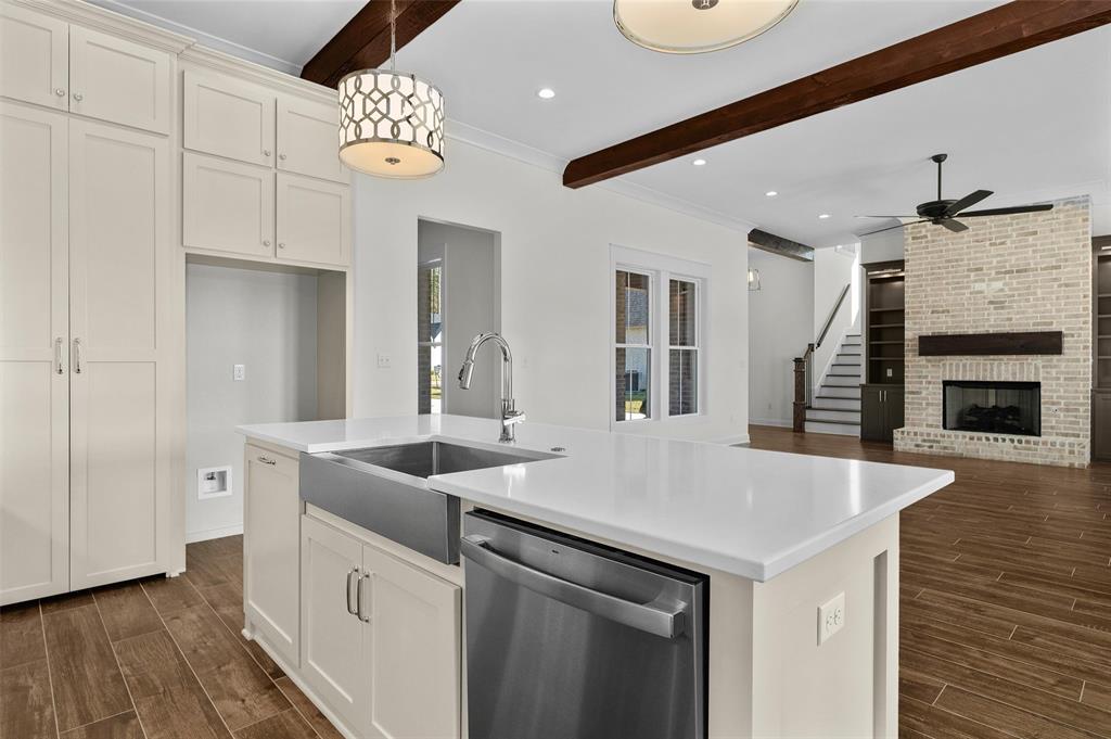 Shreveport, Louisiana, 71106, United States, 4 Bedrooms Bedrooms, ,4 BathroomsBathrooms,Residential,For Sale,1993078