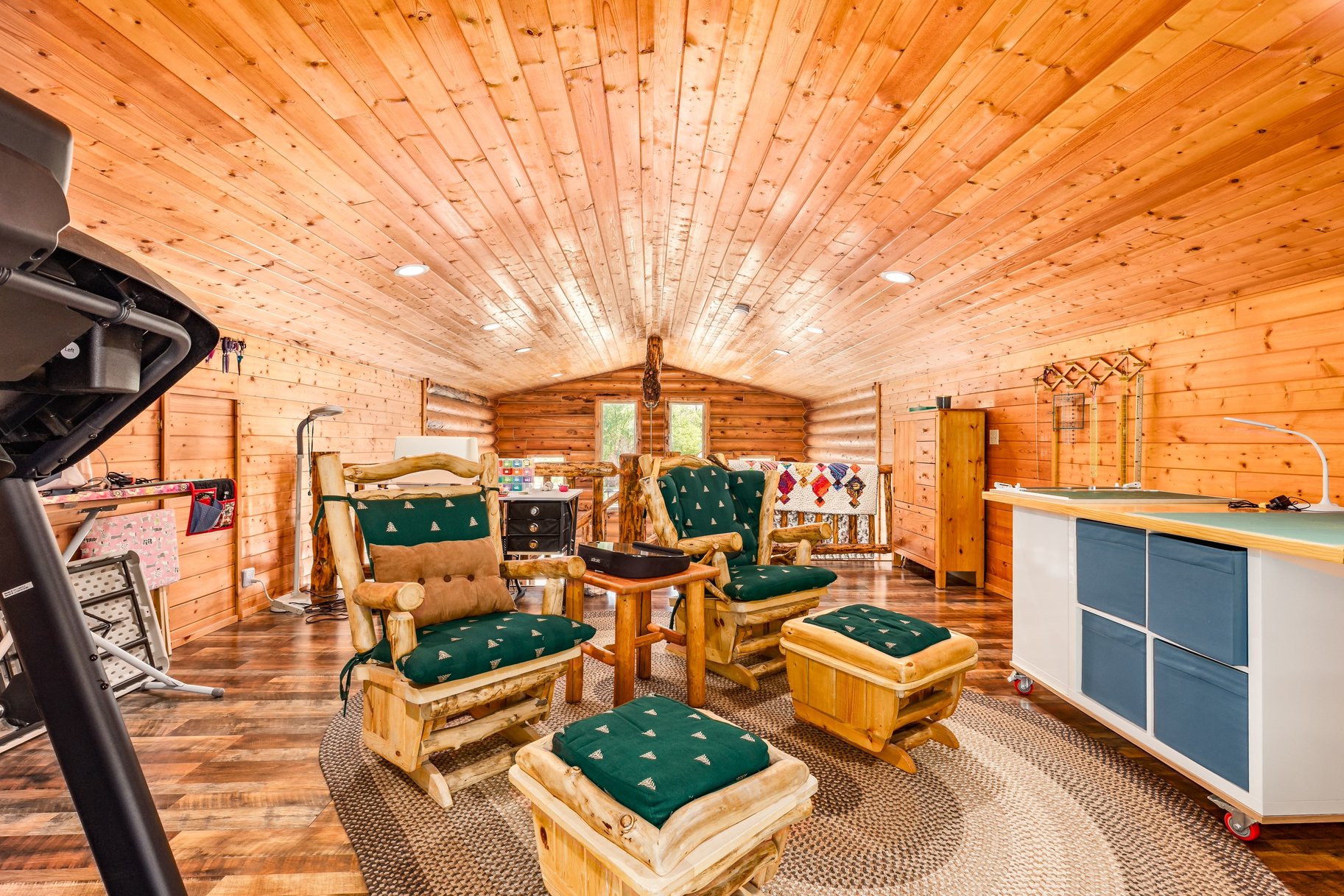  The Kind of Cabin Nobody Wants to Leave — For Sale in Fruitland, Utah - 物件實景