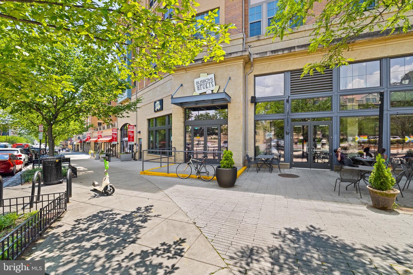 Washington, District of Columbia, 20002, United States, 3 Bedrooms Bedrooms, ,2 BathroomsBathrooms,Residential,For Sale,1964889