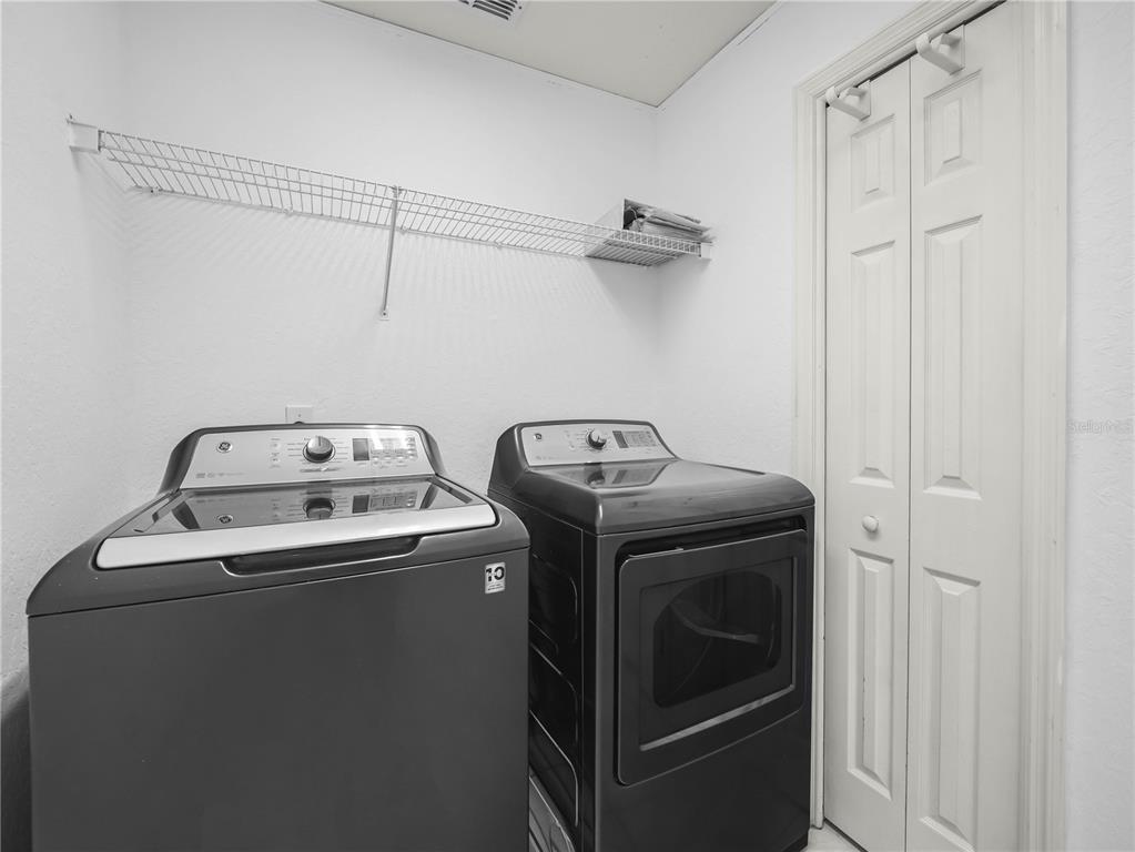 Plant City, Florida, 33566, United States, 5 Bedrooms Bedrooms, ,3 BathroomsBathrooms,Residential,For Sale,1892760