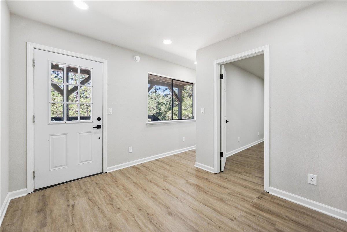 Grass Valley, California, 95949, United States, 4 Bedrooms Bedrooms, ,3 BathroomsBathrooms,Residential,For Sale,1976172