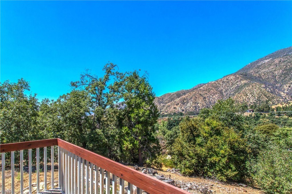 Oak Glen, California, 92399, United States, 2 Bedrooms Bedrooms, ,2 BathroomsBathrooms,Residential,For Sale,1920636