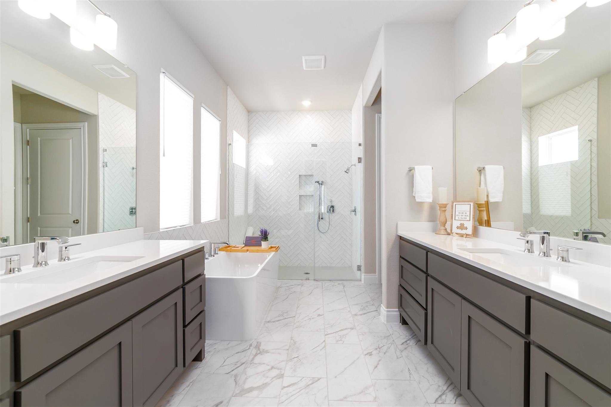 Georgetown, Texas, 78628, United States, 4 Bedrooms Bedrooms, ,3 BathroomsBathrooms,Residential,For Sale,1984409