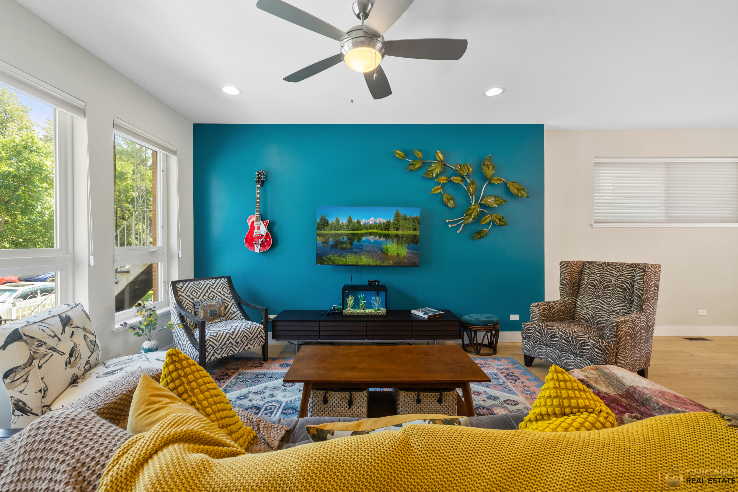 Chicago, Illinois, 60608, United States, 4 Bedrooms Bedrooms, ,4 BathroomsBathrooms,Residential,For Sale,1914075