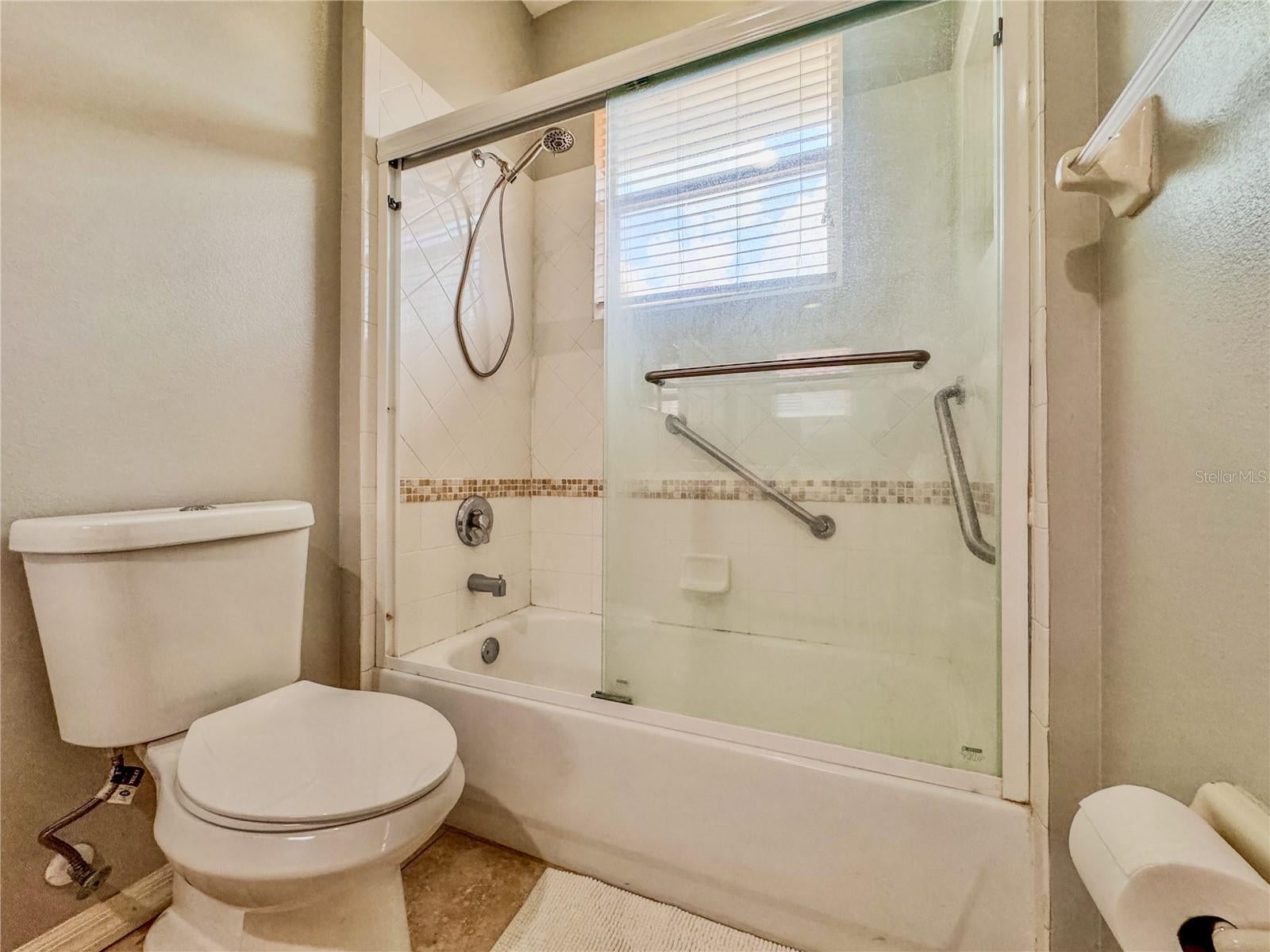 ORLANDO, Florida, 32836, United States, 5 Bedrooms Bedrooms, ,6 BathroomsBathrooms,Residential,For Sale,1983203