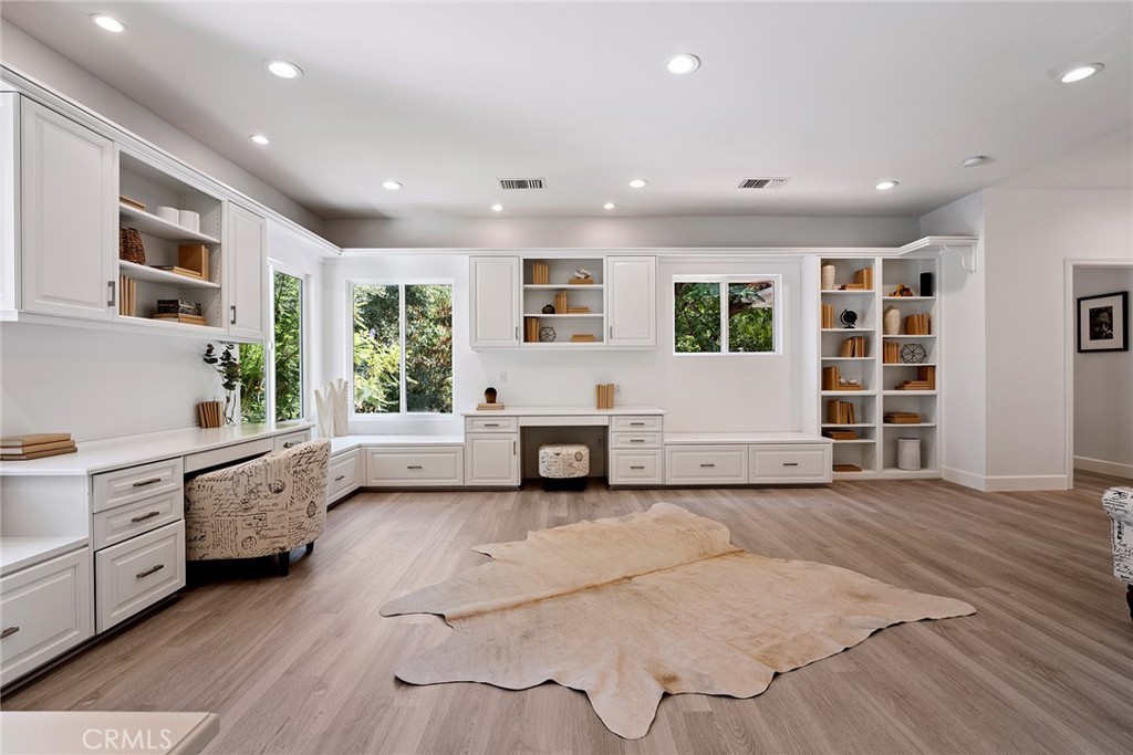 Calabasas, California, 91302, United States, 7 Bedrooms Bedrooms, ,7 BathroomsBathrooms,Residential,For Sale,1951012