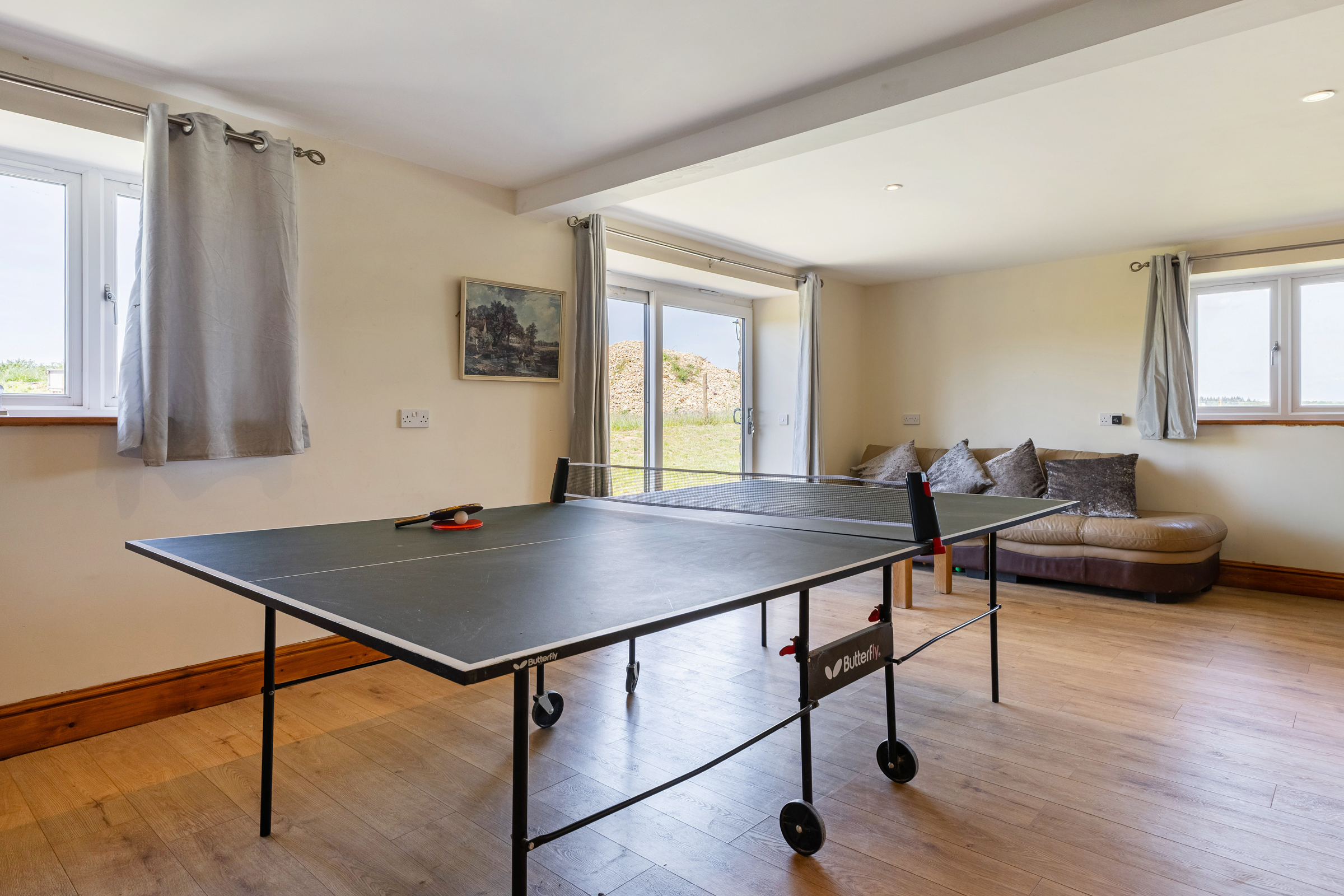  A substantial Oxfordshire farmhouse with over 9,200 sq ft of accommodation and 4 - 物件實景