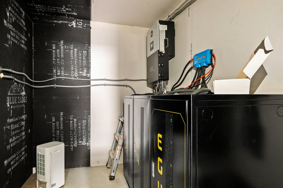 Carpenter, Wyoming, 82054, United States, 4 Bedrooms Bedrooms, ,1 BathroomBathrooms,Residential,For Sale,1984382