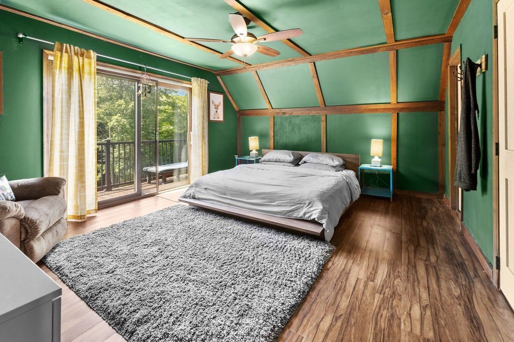 New Kingston, New York, 12459, United States, 3 Bedrooms Bedrooms, ,2 BathroomsBathrooms,Residential,For Sale,1907785
