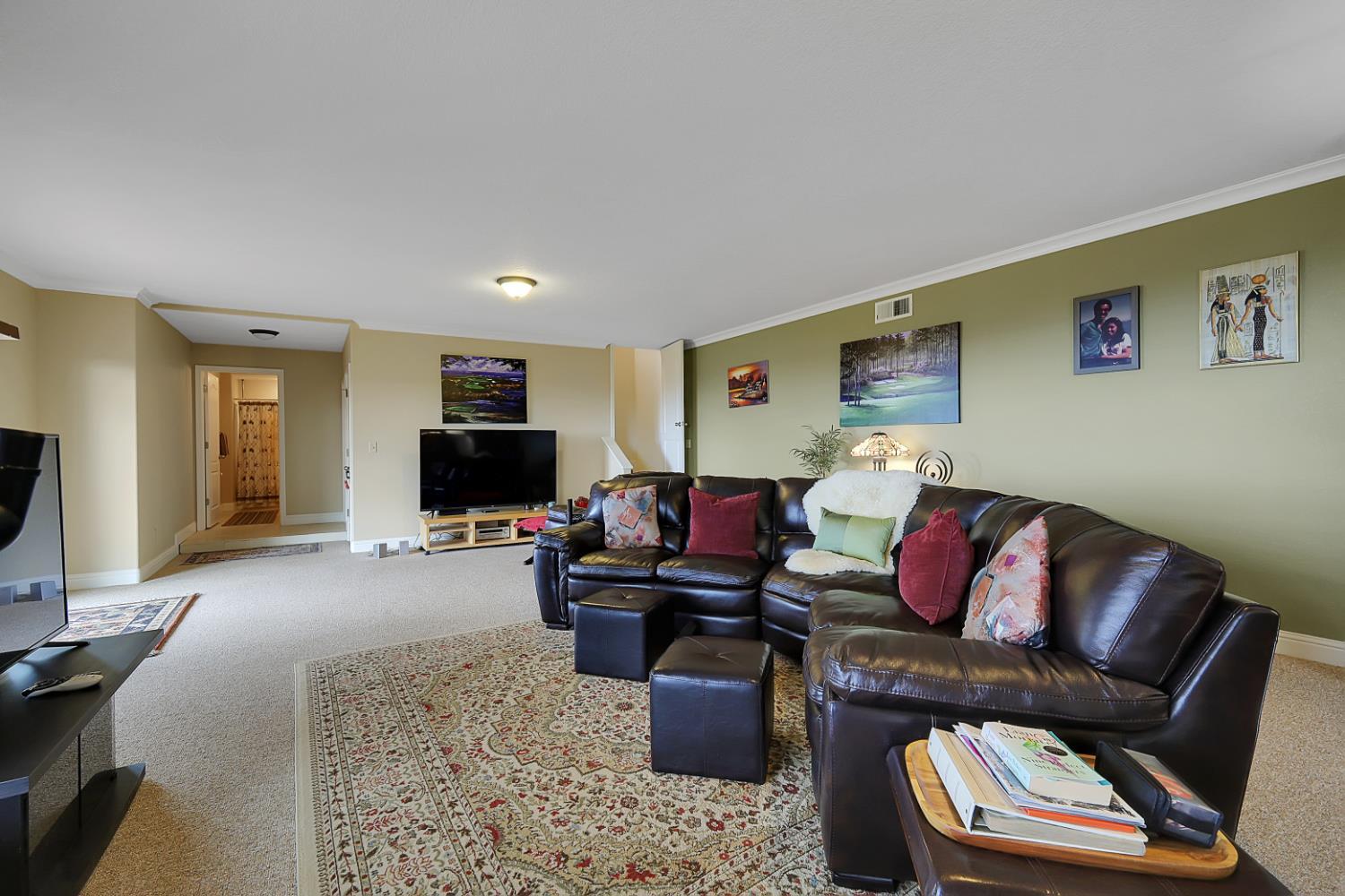 Browns Valley, California, 95918, United States, 5 Bedrooms Bedrooms, ,4 BathroomsBathrooms,Residential,For Sale,1980583