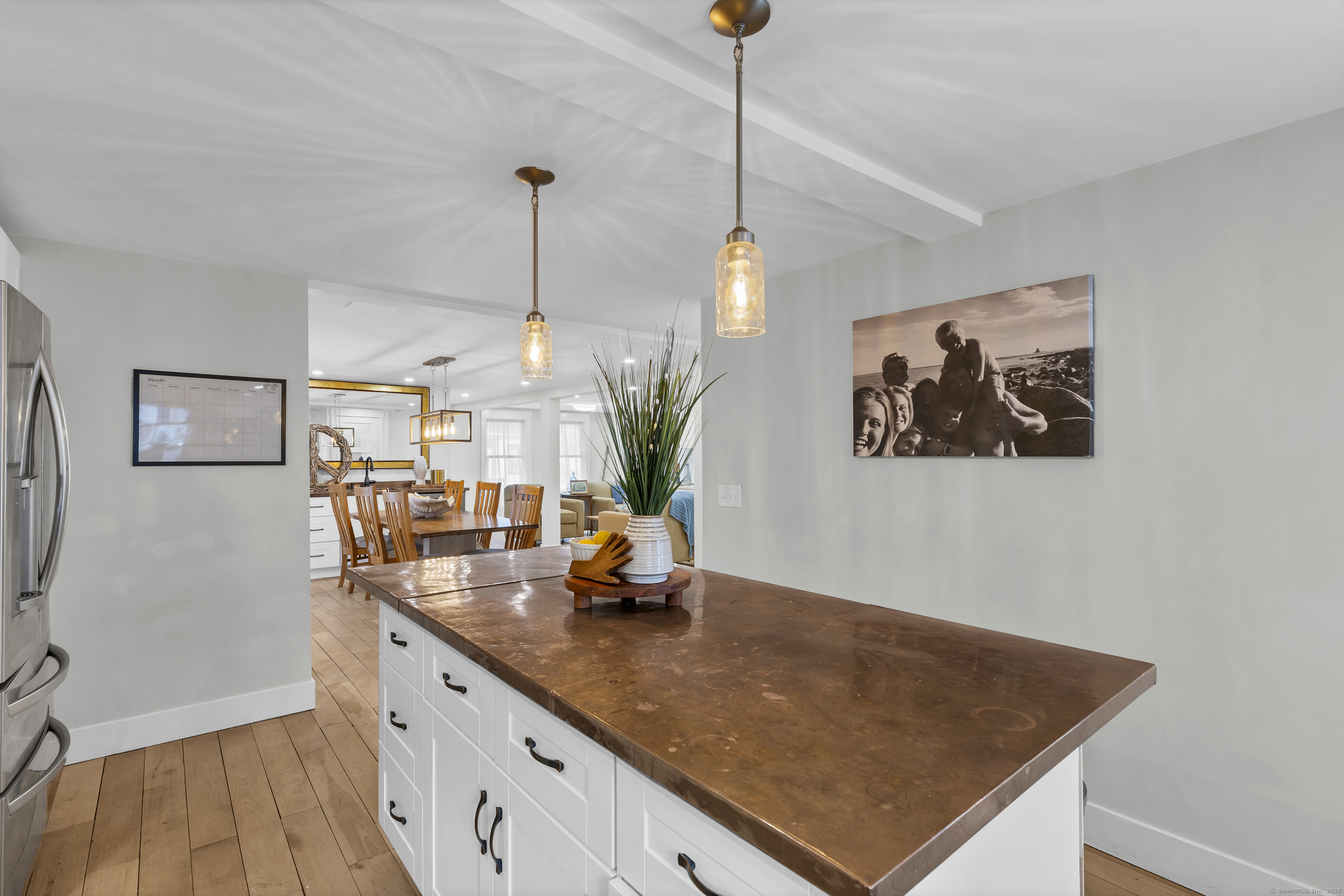Groton, Connecticut, 06340, United States, 3 Bedrooms Bedrooms, ,2 BathroomsBathrooms,Residential,For Sale,1928735