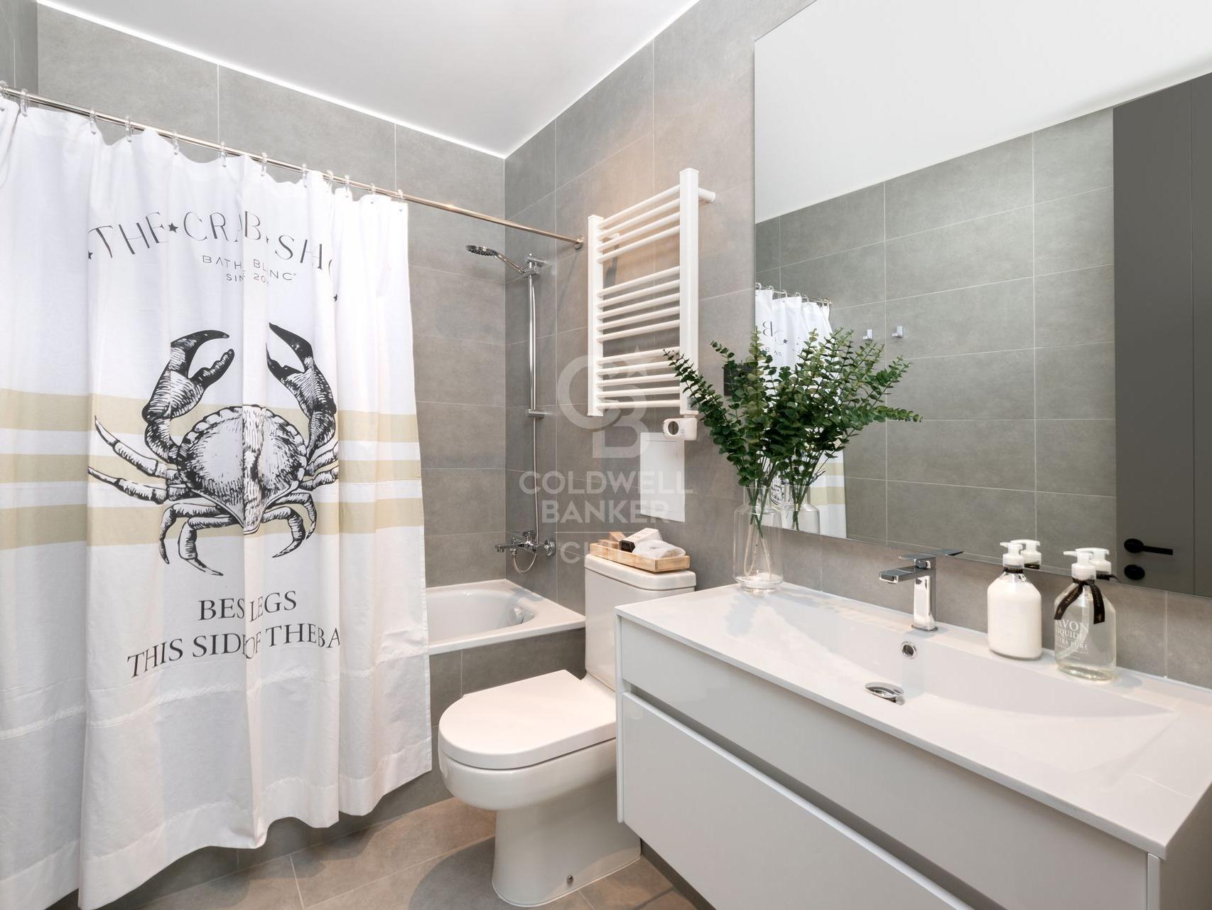 Vitacura, Chile, 3 Bedrooms Bedrooms, ,3 BathroomsBathrooms,Residential,For Sale,1818450