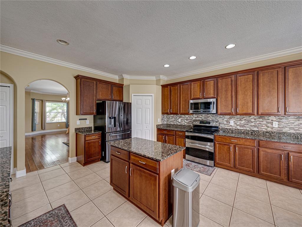 Riverview, Florida, 33579, United States, 6 Bedrooms Bedrooms, ,3 BathroomsBathrooms,Residential,For Sale,1762095